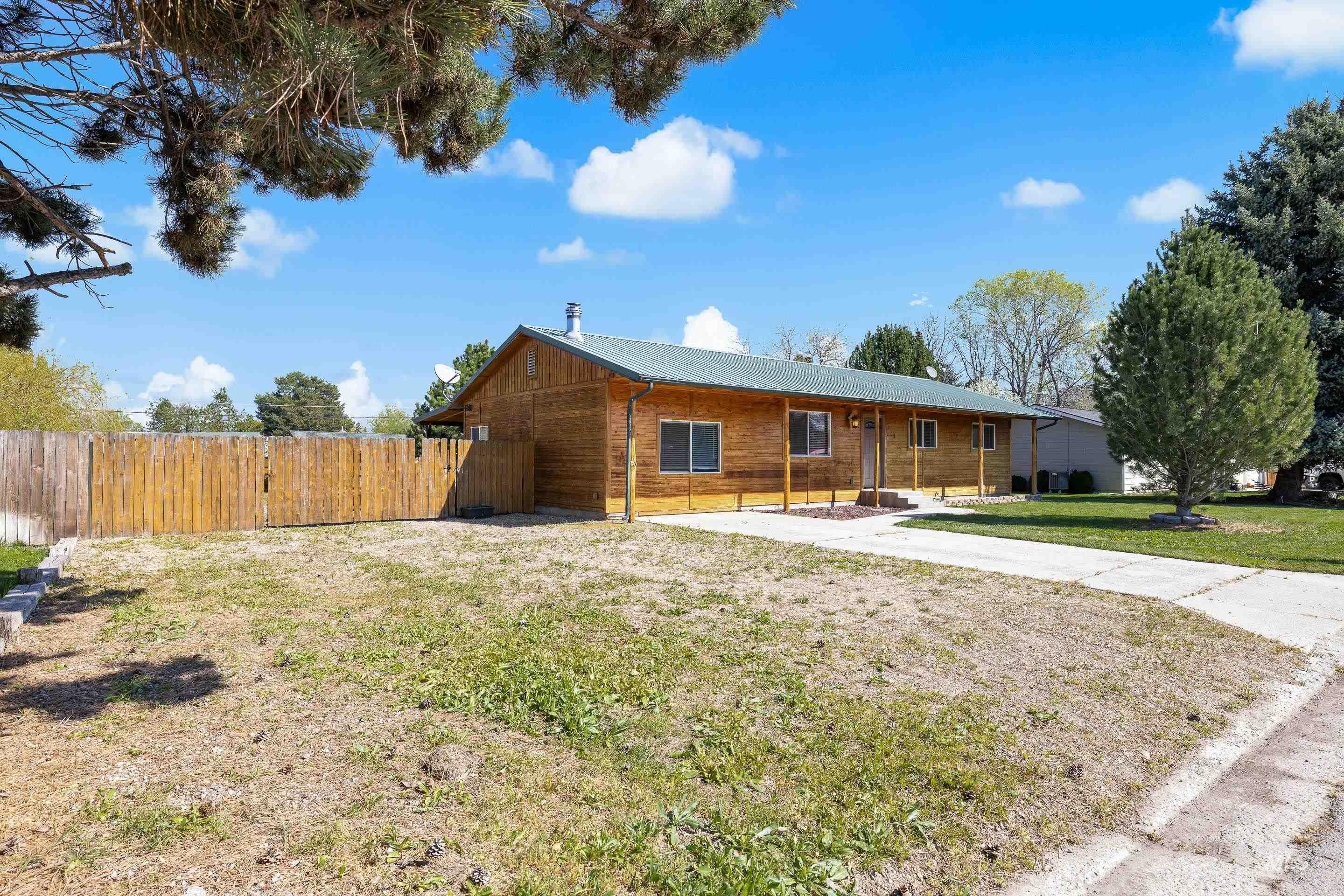 118 Linden St, New Plymouth, Idaho 83655, 3 Bedrooms, 1 Bathroom, Residential For Sale, Price $350,000,MLS 98982289