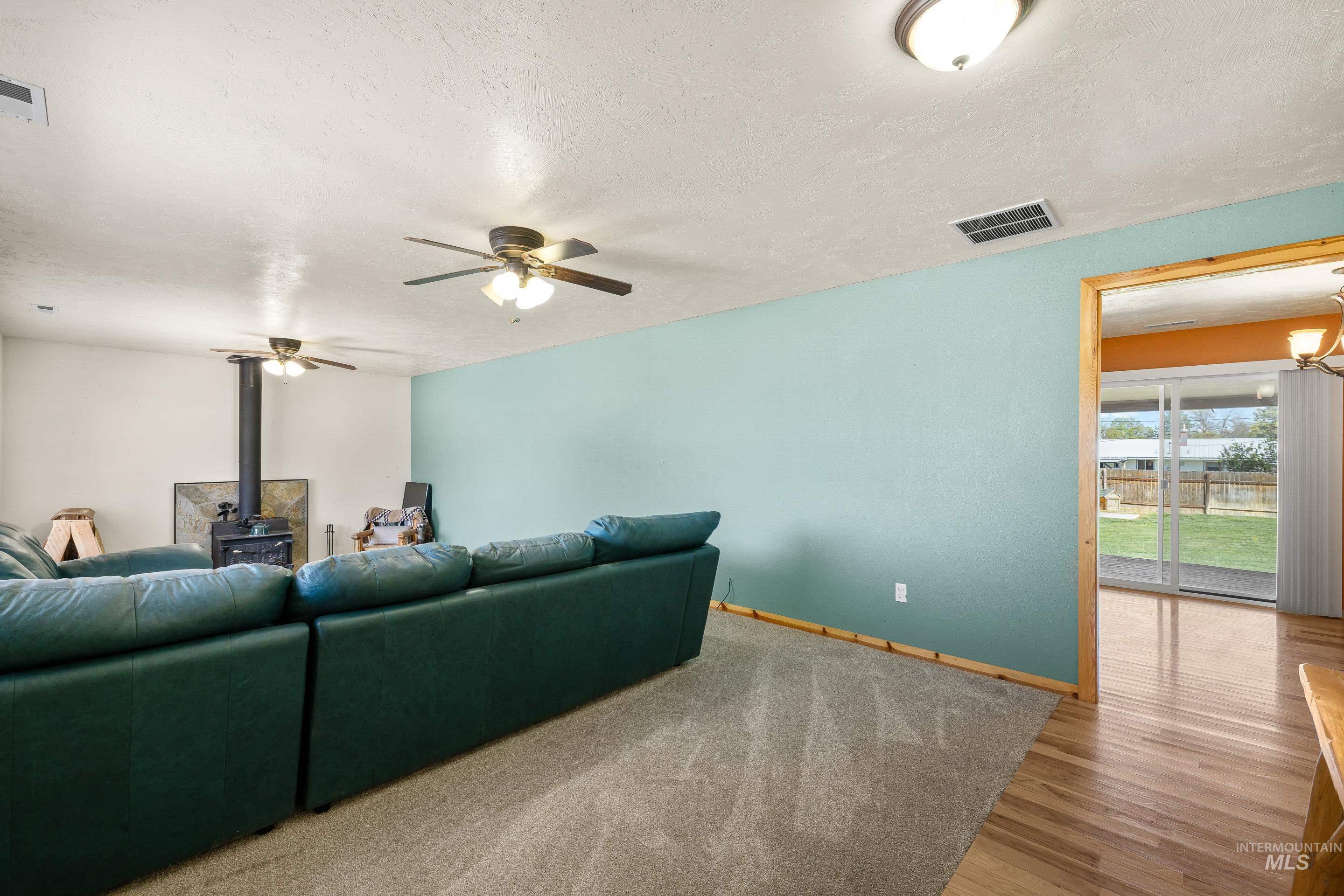 118 Linden St, New Plymouth, Idaho 83655, 3 Bedrooms, 1 Bathroom, Residential For Sale, Price $350,000,MLS 98982289