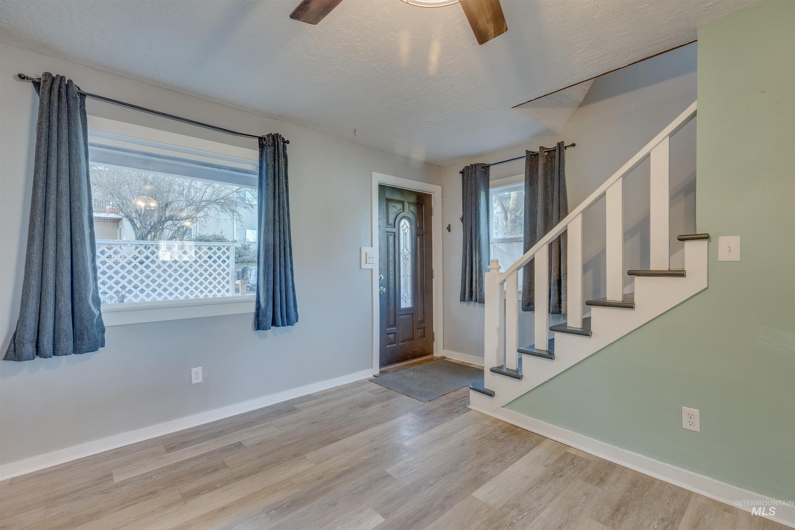 212 E Henley St., Moscow, Idaho 83843, 3 Bedrooms, 2 Bathrooms, Residential For Sale, Price $399,000, 98982291