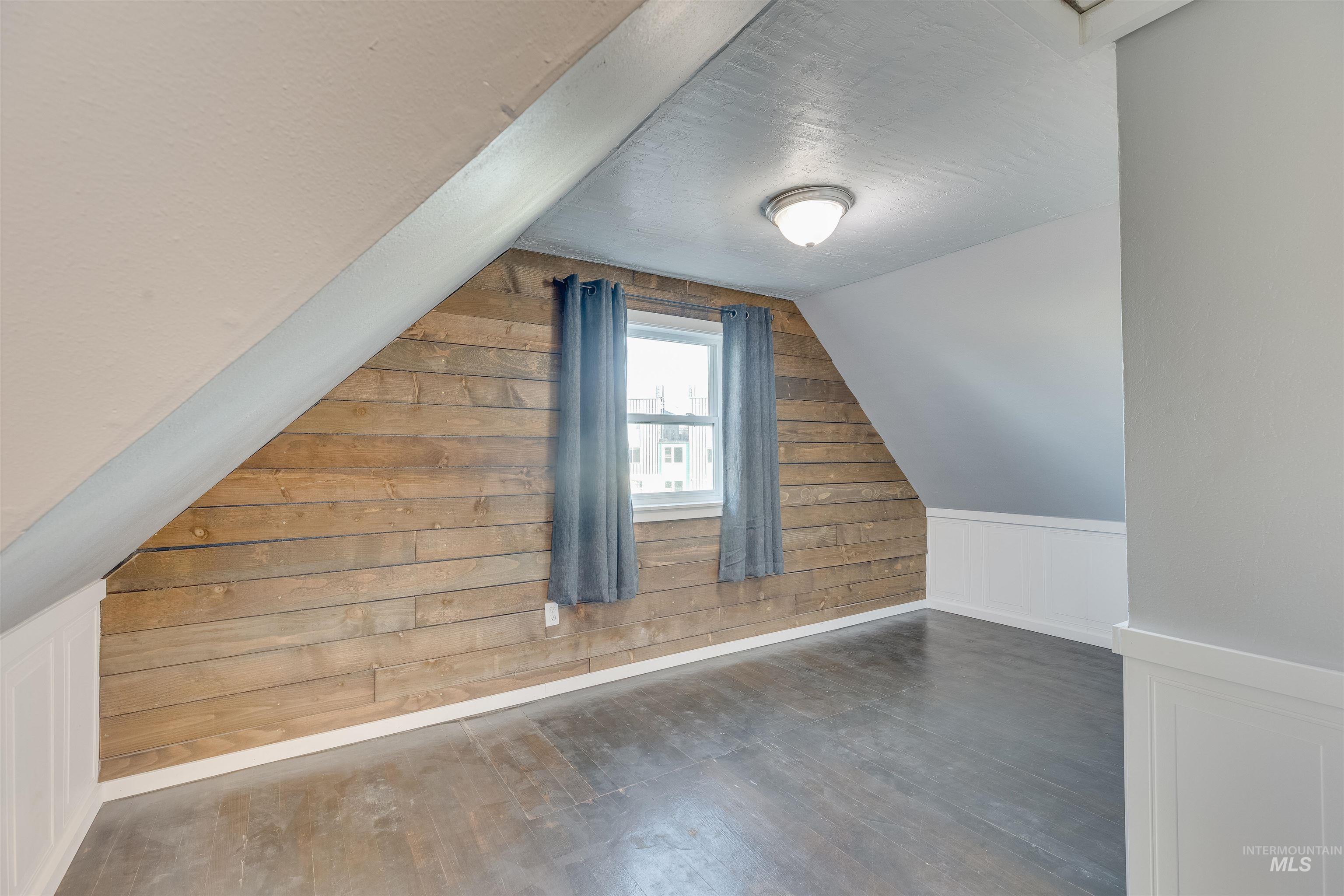 212 E Henley St., Moscow, Idaho 83843, 3 Bedrooms, 2 Bathrooms, Residential For Sale, Price $399,000, 98982291