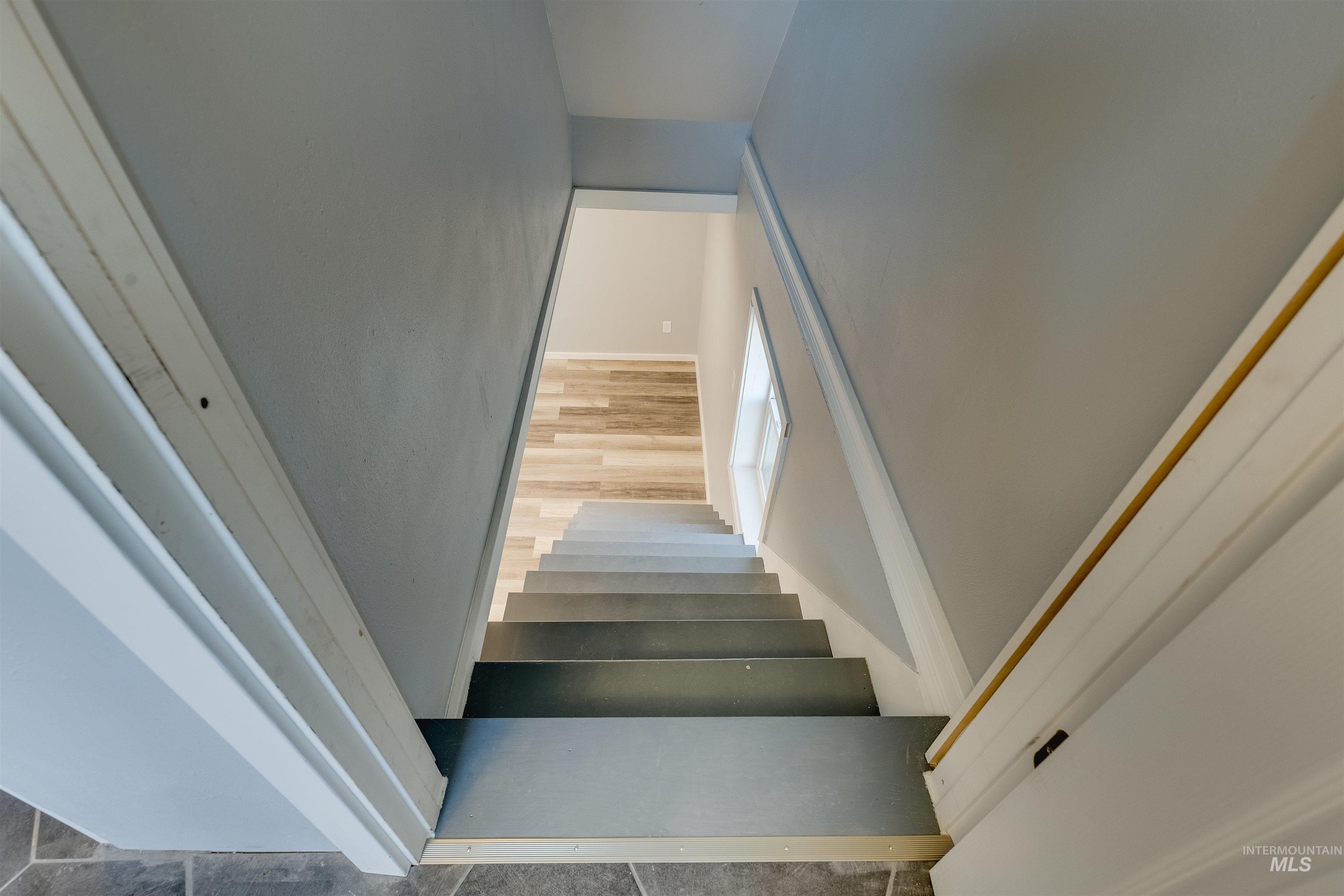 212 E Henley St., Moscow, Idaho 83843, 3 Bedrooms, 2 Bathrooms, Residential For Sale, Price $399,000, 98982291