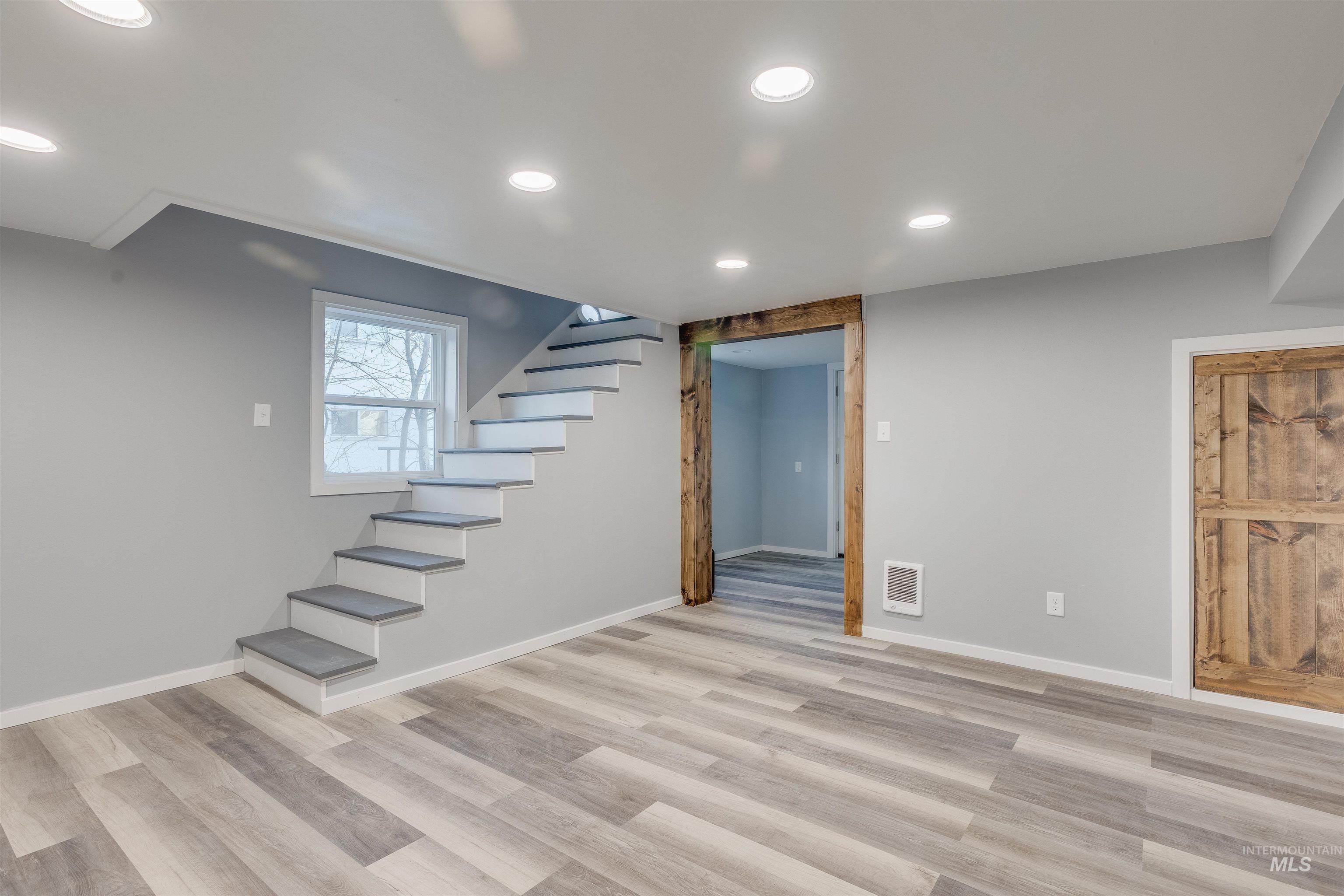 212 E Henley St., Moscow, Idaho 83843, 3 Bedrooms, 2 Bathrooms, Residential For Sale, Price $399,000, 98982291