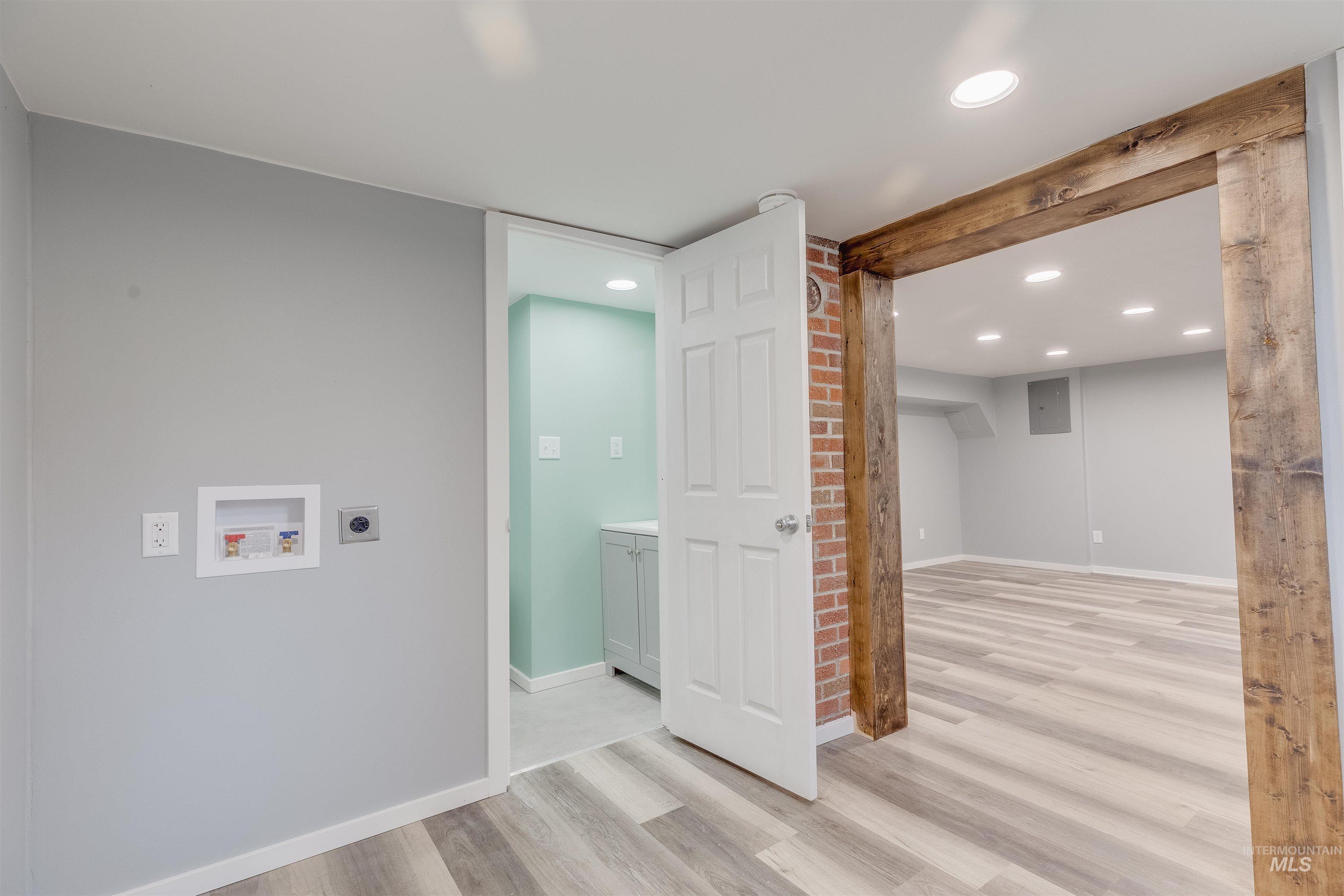 212 E Henley St., Moscow, Idaho 83843, 3 Bedrooms, 2 Bathrooms, Residential For Sale, Price $399,000, 98982291