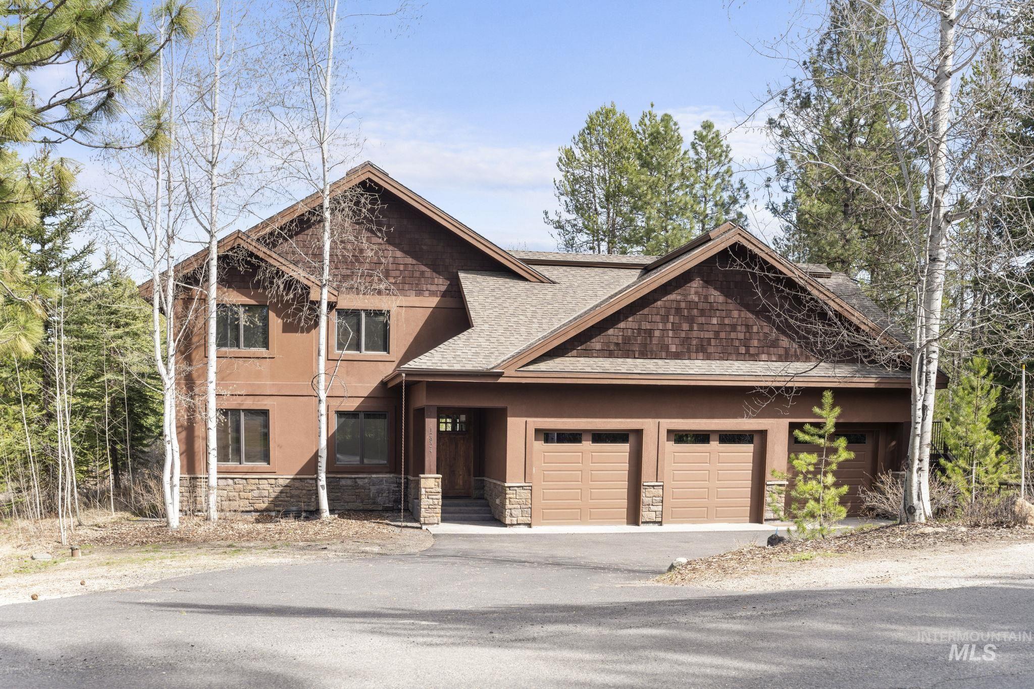 12924 Dawn Drive, Donnelly, Idaho 83615, 5 Bedrooms, 4.5 Bathrooms, Residential For Sale, Price $1,990,000, 98982292