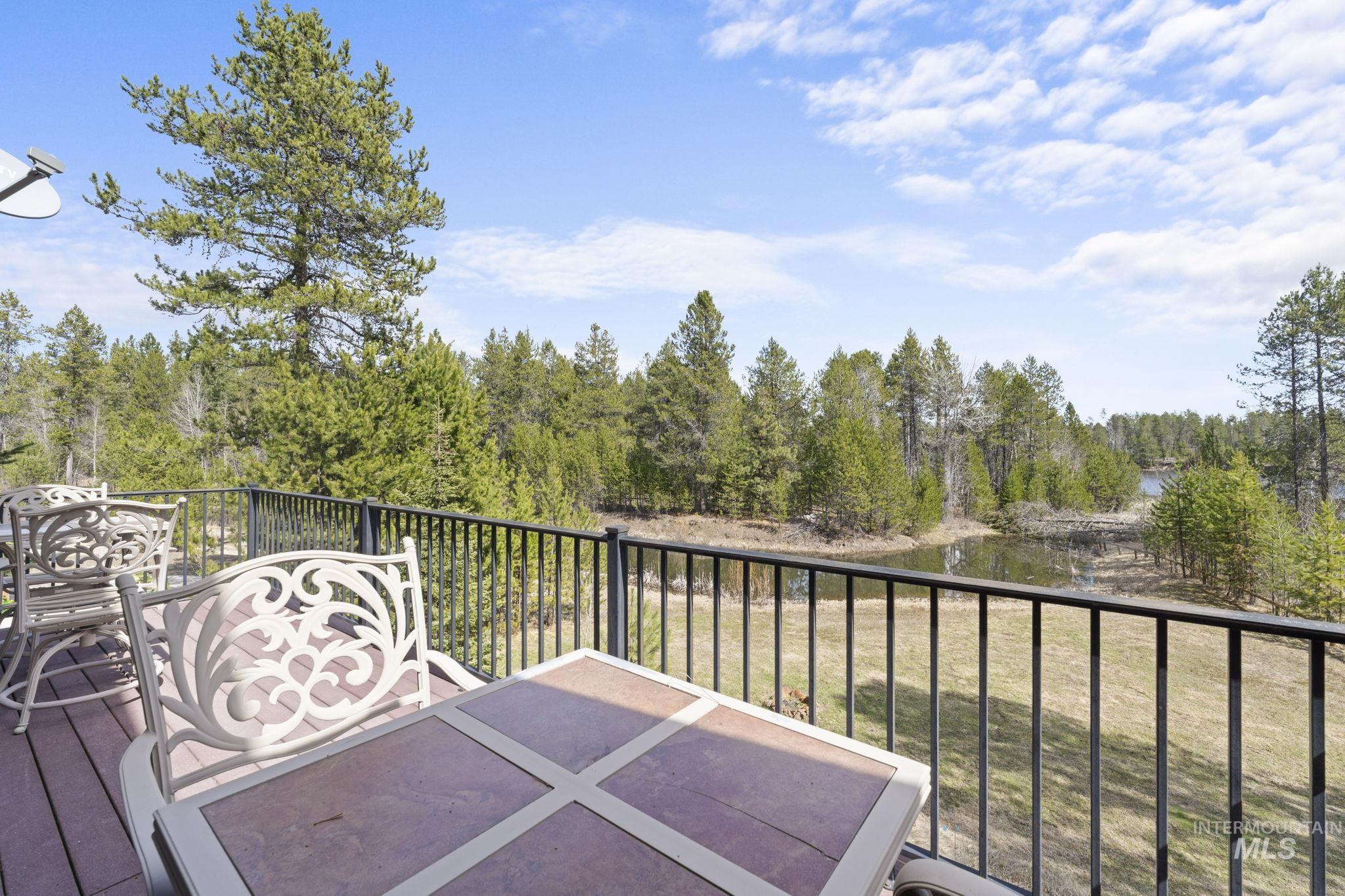 12924 Dawn Drive, Donnelly, Idaho 83615, 5 Bedrooms, 4.5 Bathrooms, Residential For Sale, Price $1,990,000,MLS 98982292