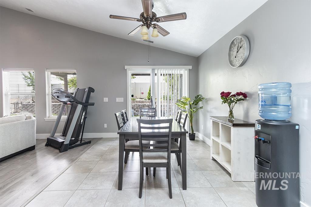 85 E Havasu Falls Ct., Meridian, Idaho 83646, 4 Bedrooms, 3 Bathrooms, Residential For Sale, Price $589,900, 98982293