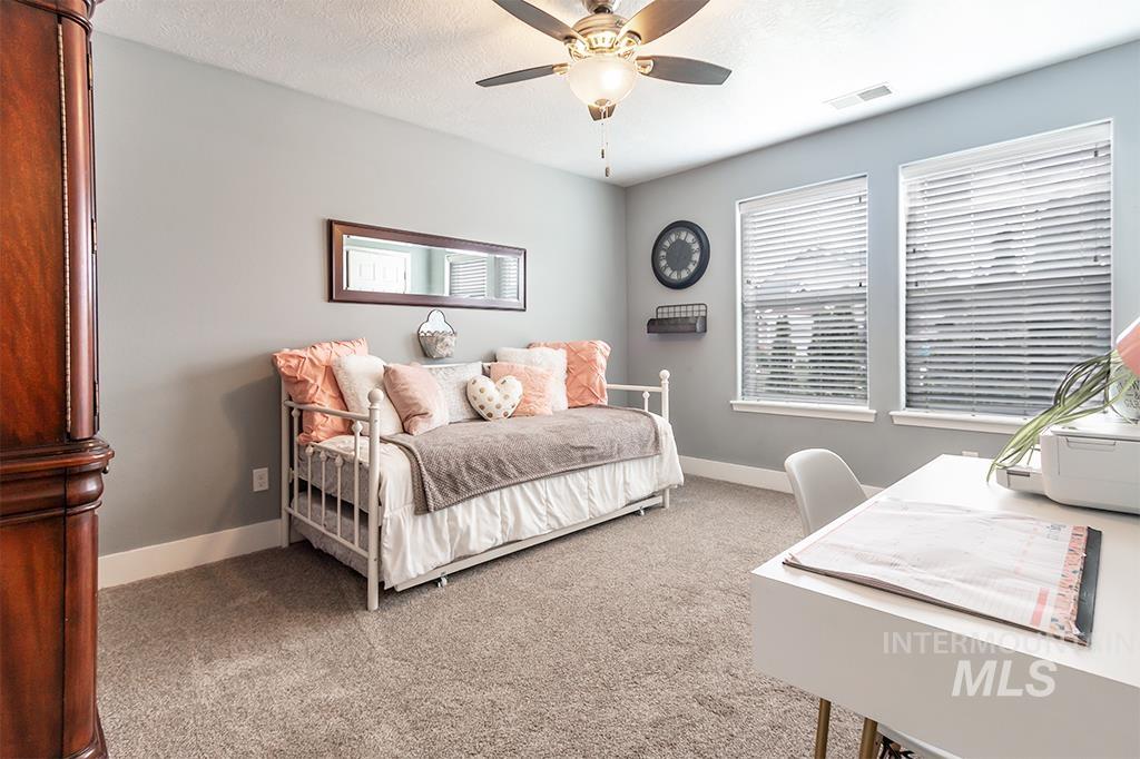 85 E Havasu Falls Ct., Meridian, Idaho 83646, 4 Bedrooms, 3 Bathrooms, Residential For Sale, Price $589,900, 98982293