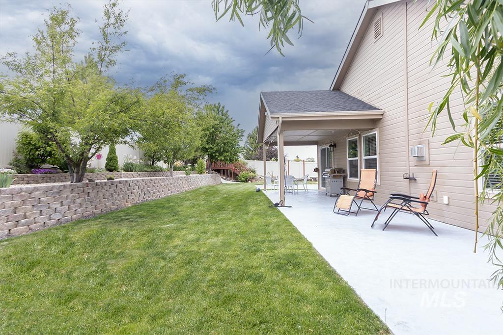 85 E Havasu Falls Ct., Meridian, Idaho 83646, 4 Bedrooms, 3 Bathrooms, Residential For Sale, Price $589,900, 98982293