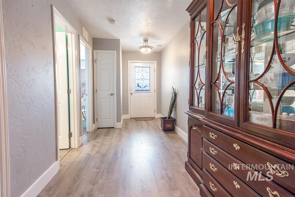 85 E Havasu Falls Ct., Meridian, Idaho 83646, 4 Bedrooms, 3 Bathrooms, Residential For Sale, Price $589,900, 98982293