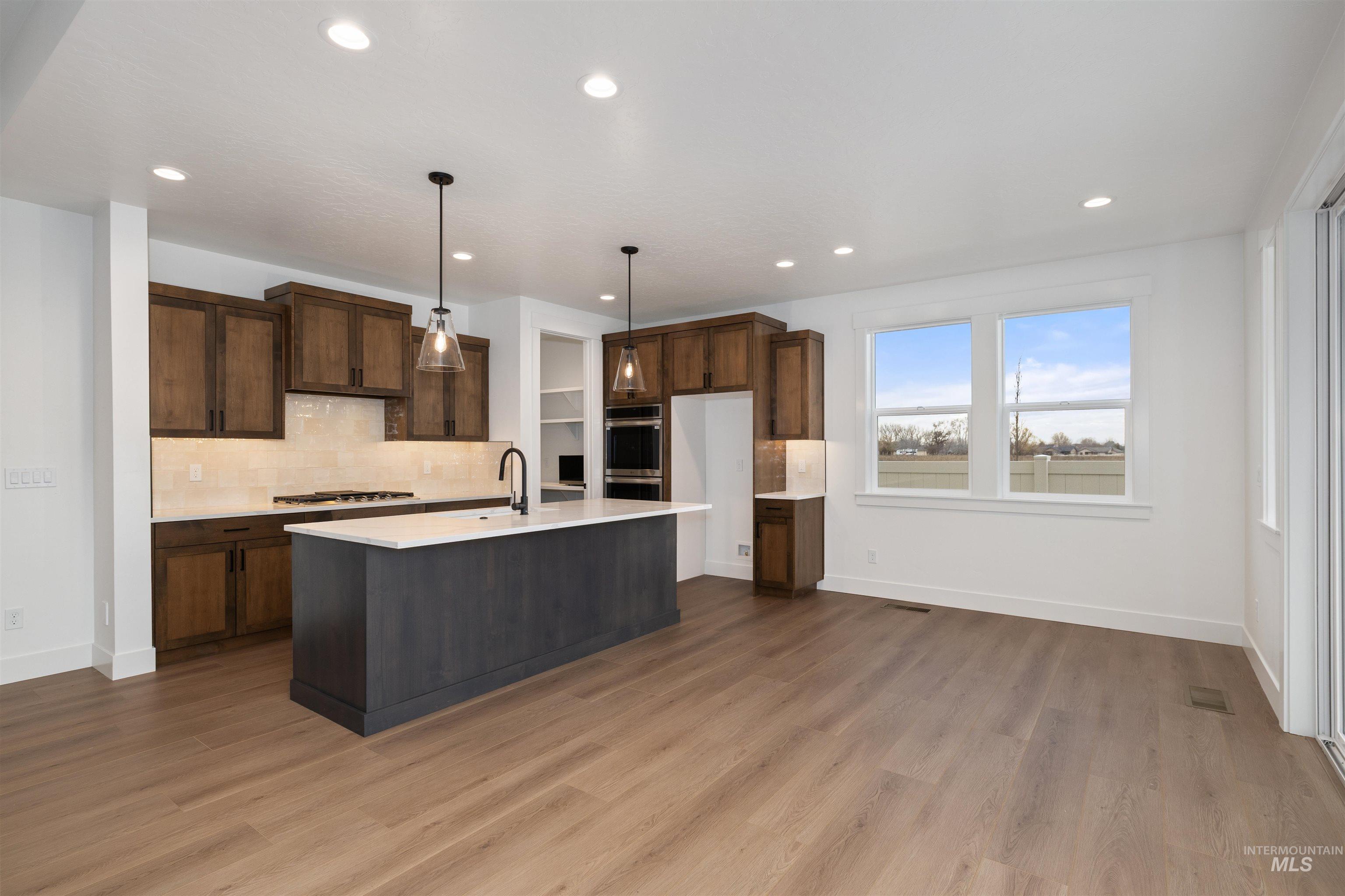 10520 W Shumard Dr, Star, Idaho 83669, 3 Bedrooms, 2.5 Bathrooms, Residential For Sale, Price $599,900, 98982294