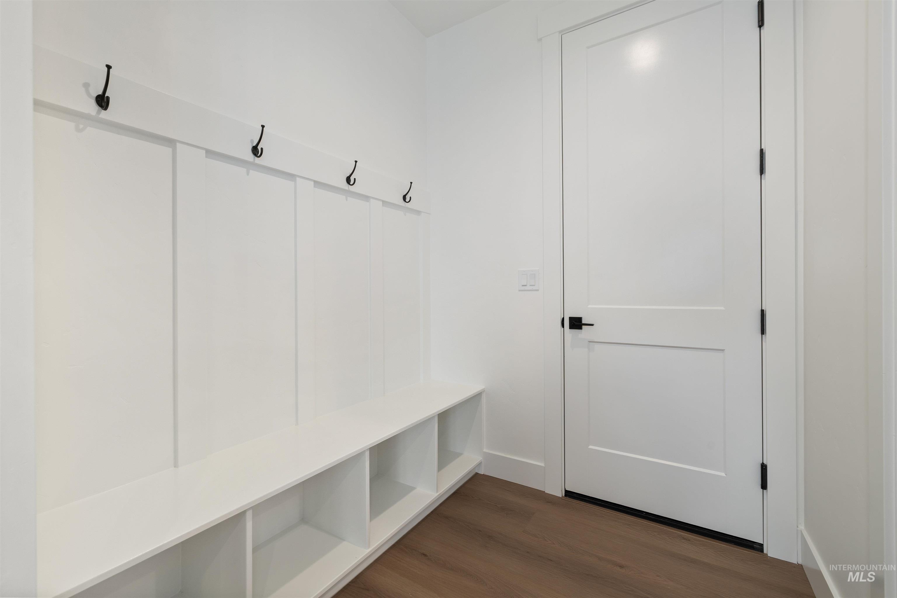 10520 W Shumard Dr, Star, Idaho 83669, 3 Bedrooms, 2.5 Bathrooms, Residential For Sale, Price $599,900, 98982294