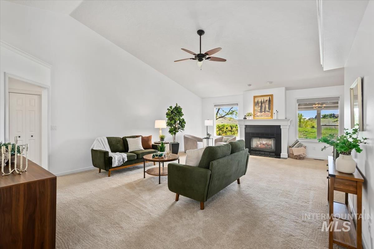 9511 W Hills Gate Dr, Star, Idaho 83669, 3 Bedrooms, 4 Bathrooms, Residential For Sale, Price $980,000,MLS 98982295