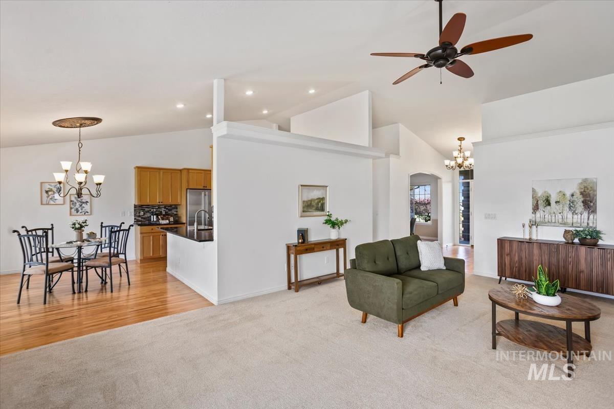 9511 W Hills Gate Dr, Star, Idaho 83669, 3 Bedrooms, 4 Bathrooms, Residential For Sale, Price $980,000,MLS 98982295