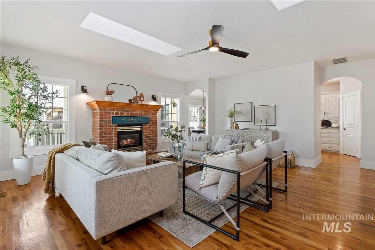 13480 N 2Nd Ave, Boise, Idaho 83714, 4 Bedrooms, 2.5 Bathrooms, Residential For Sale, Price $749,000, 98982297