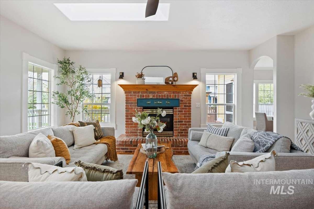 13480 N 2Nd Ave, Boise, Idaho 83714, 4 Bedrooms, 2.5 Bathrooms, Residential For Sale, Price $749,000, 98982297