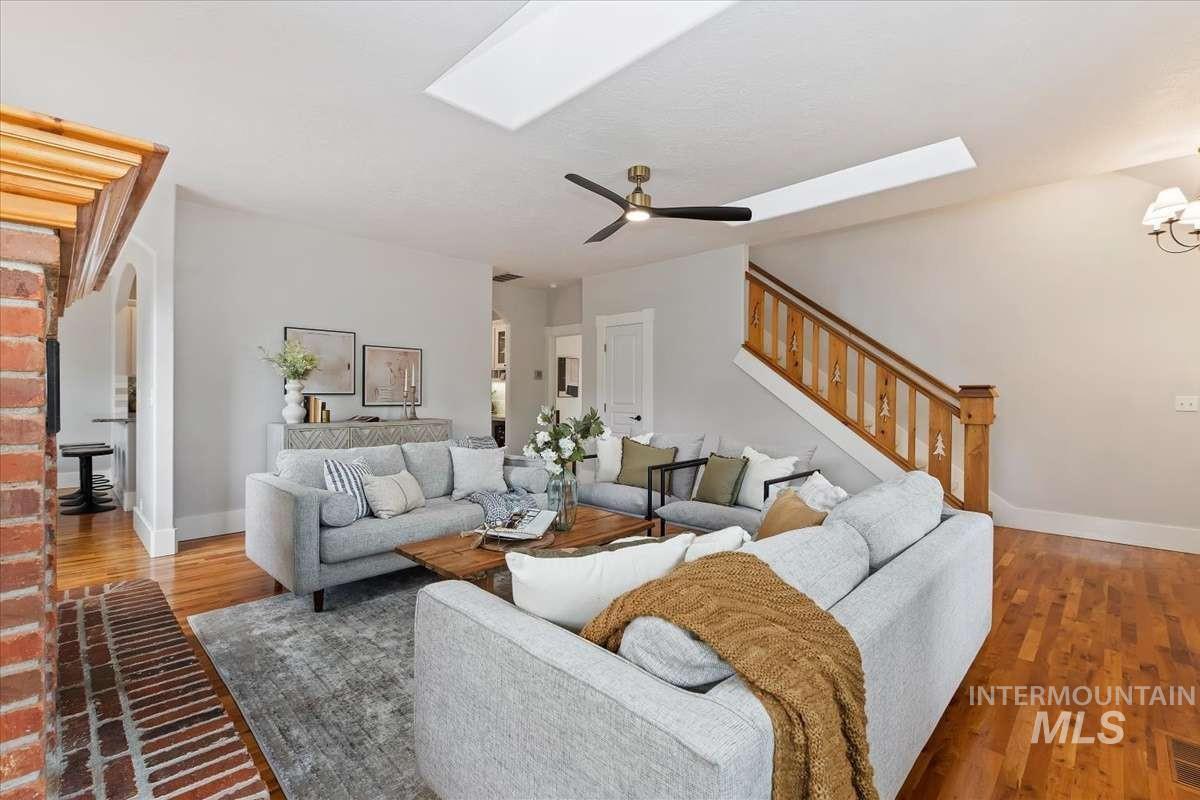 13480 N 2Nd Ave, Boise, Idaho 83714, 4 Bedrooms, 2.5 Bathrooms, Residential For Sale, Price $749,000, 98982297