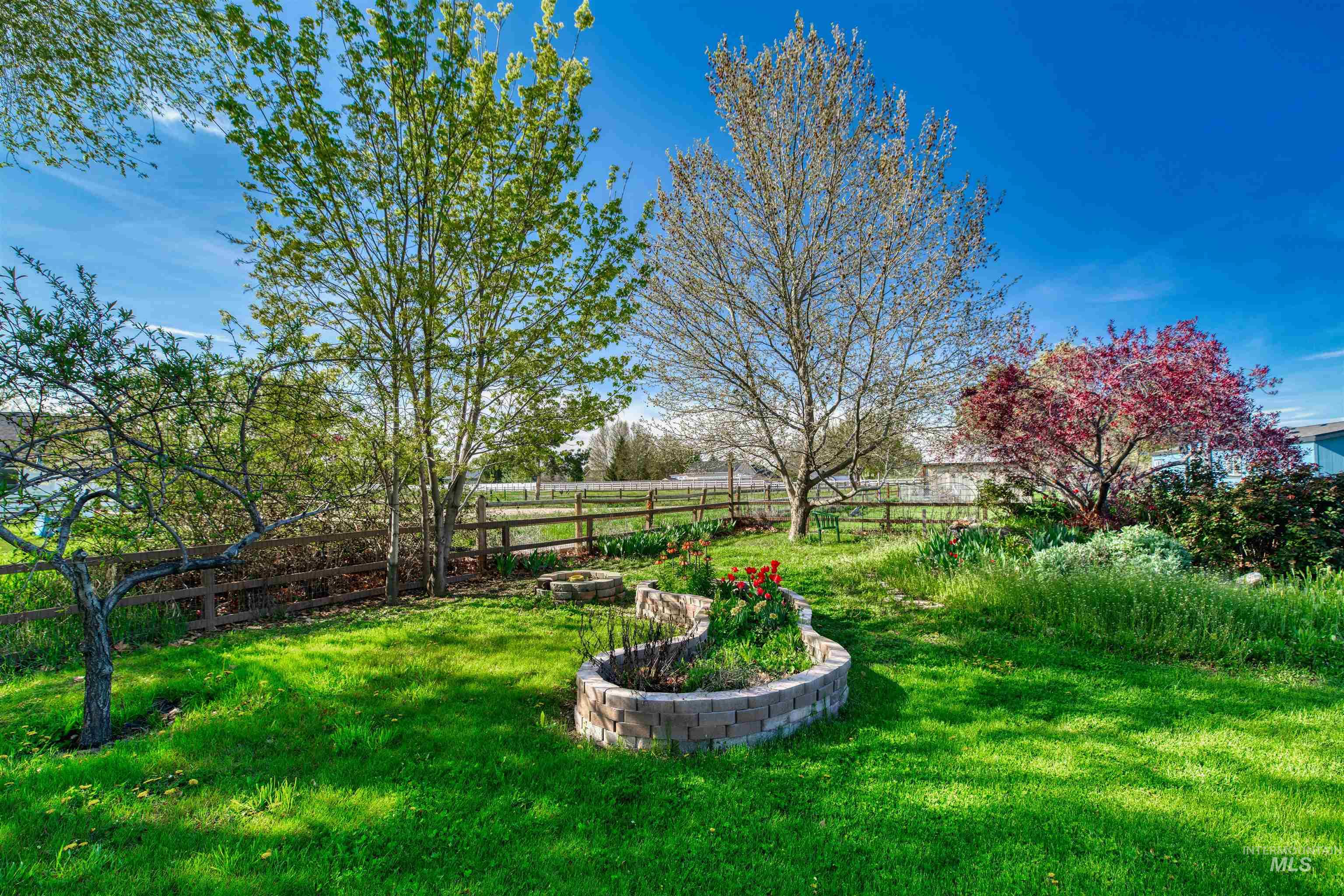 4511 S Cottage Grove Lane, Nampa, Idaho 83686, 3 Bedrooms, 2 Bathrooms, Residential For Sale, Price $475,000, 98982298