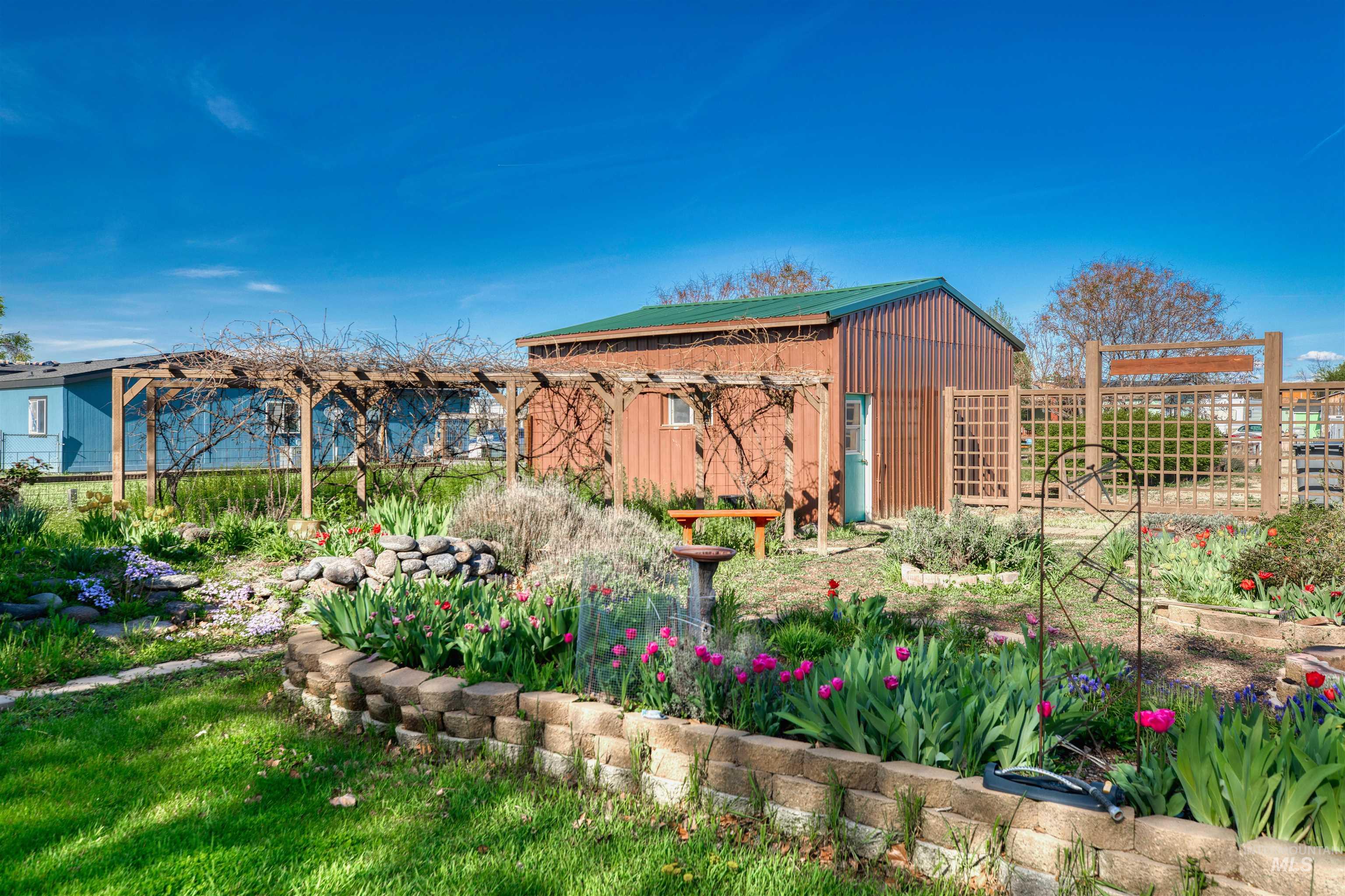 4511 S Cottage Grove Lane, Nampa, Idaho 83686, 3 Bedrooms, 2 Bathrooms, Residential For Sale, Price $475,000, 98982298