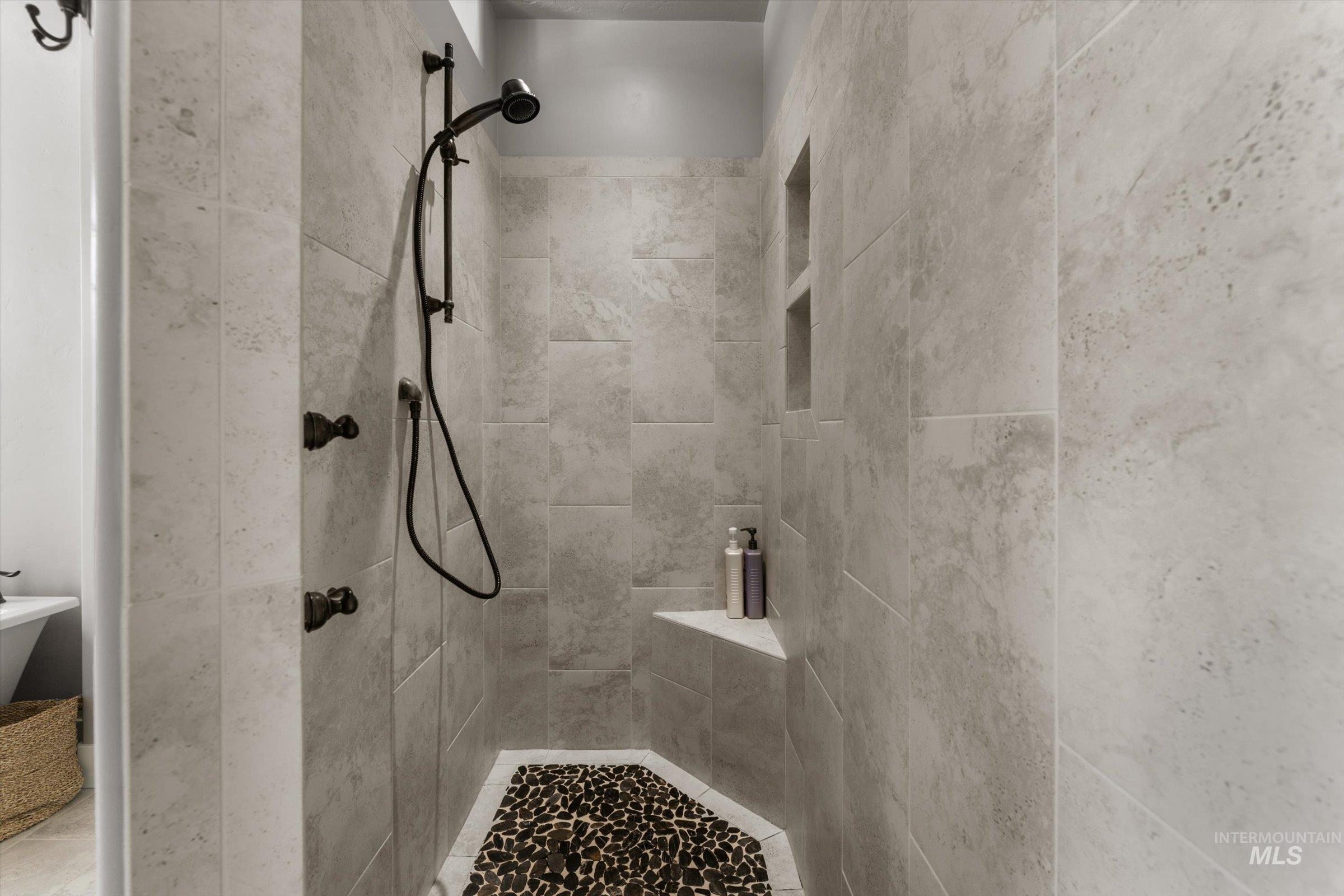 2061 N Synergy Ave, Eagle, Idaho 83616, 5 Bedrooms, 4.5 Bathrooms, Residential For Sale, Price $1,350,000,MLS 98982299