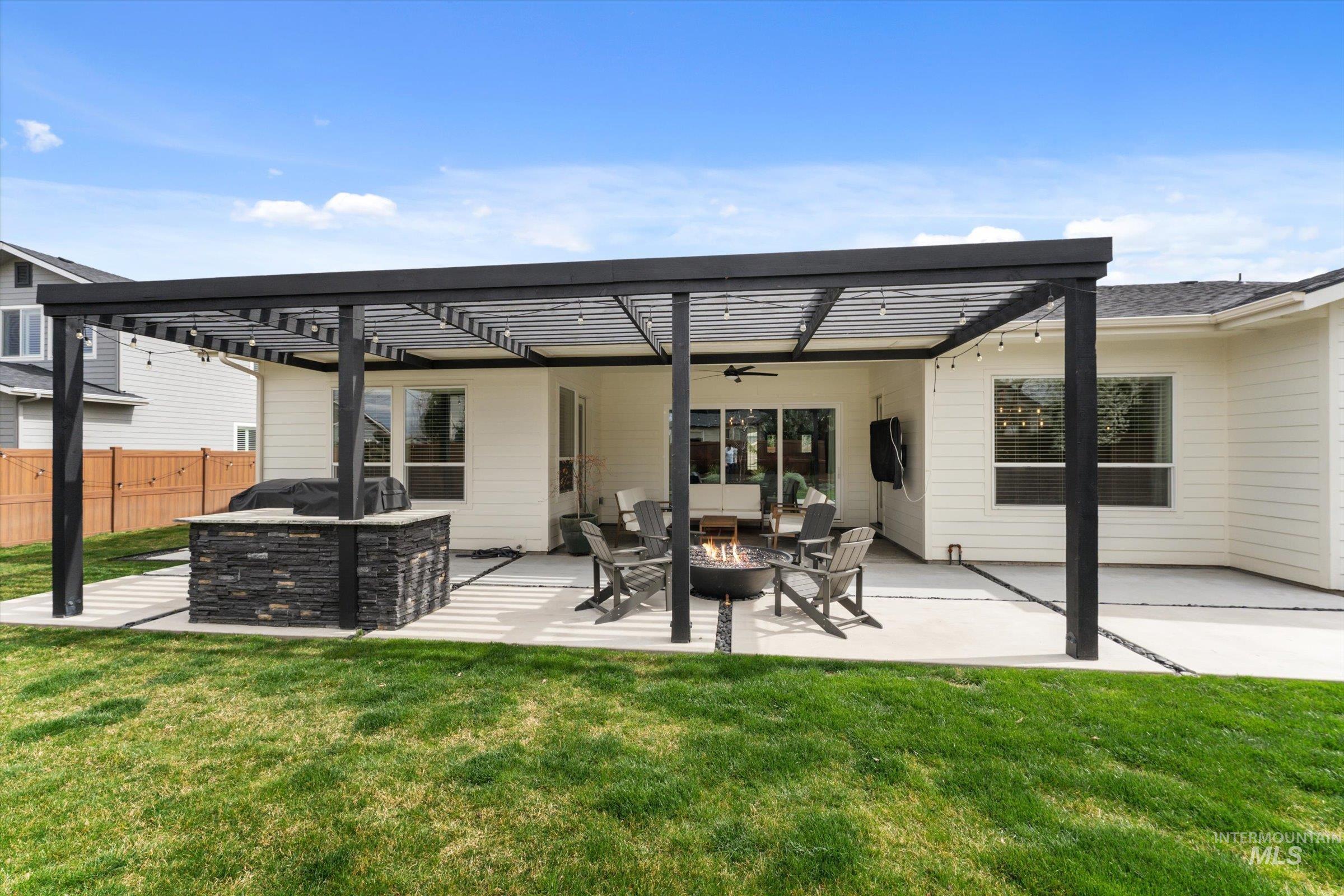 2061 N Synergy Ave, Eagle, Idaho 83616, 5 Bedrooms, 4.5 Bathrooms, Residential For Sale, Price $1,350,000,MLS 98982299