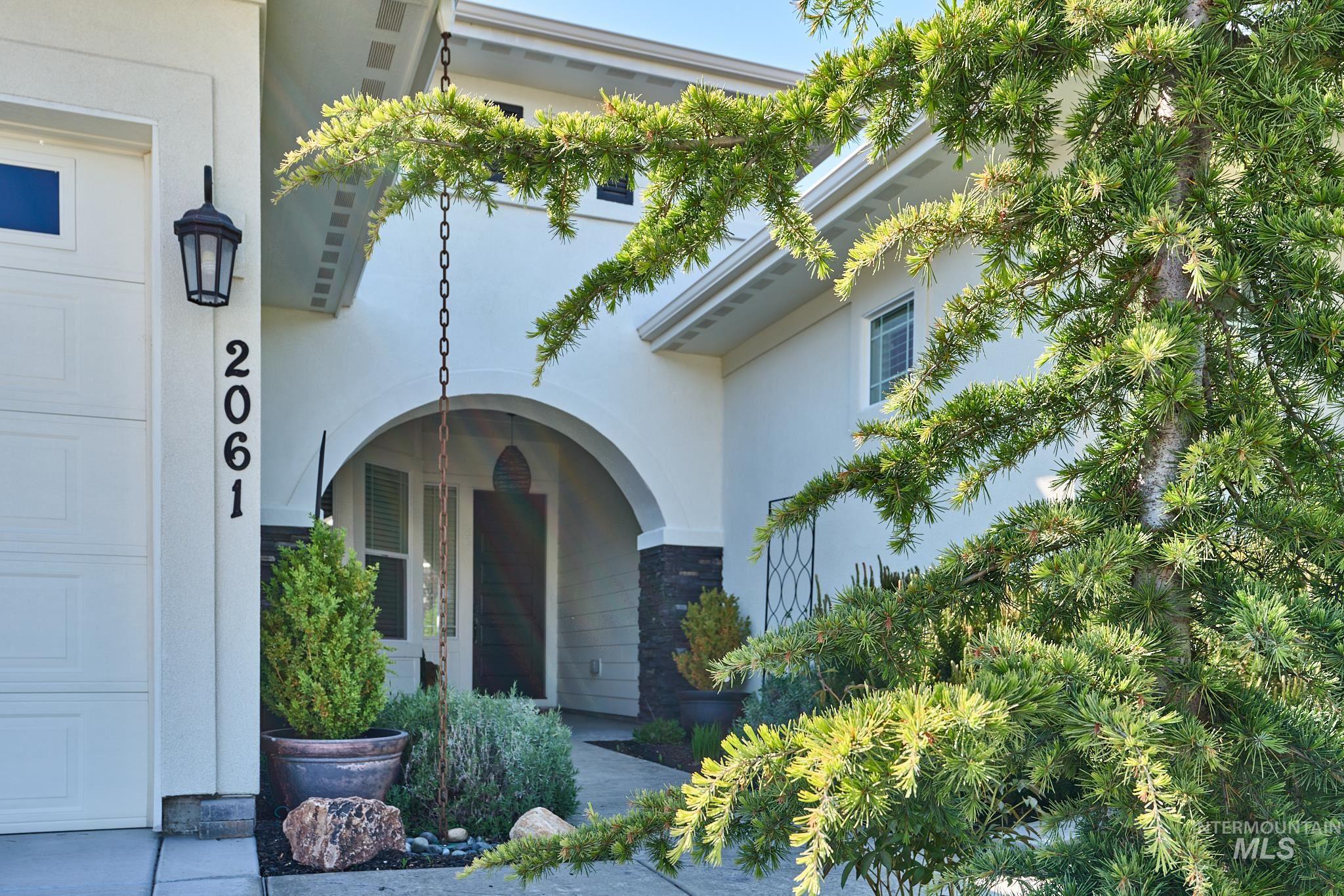 2061 N Synergy Ave, Eagle, Idaho 83616, 5 Bedrooms, 4.5 Bathrooms, Residential For Sale, Price $1,250,000,MLS 98982299