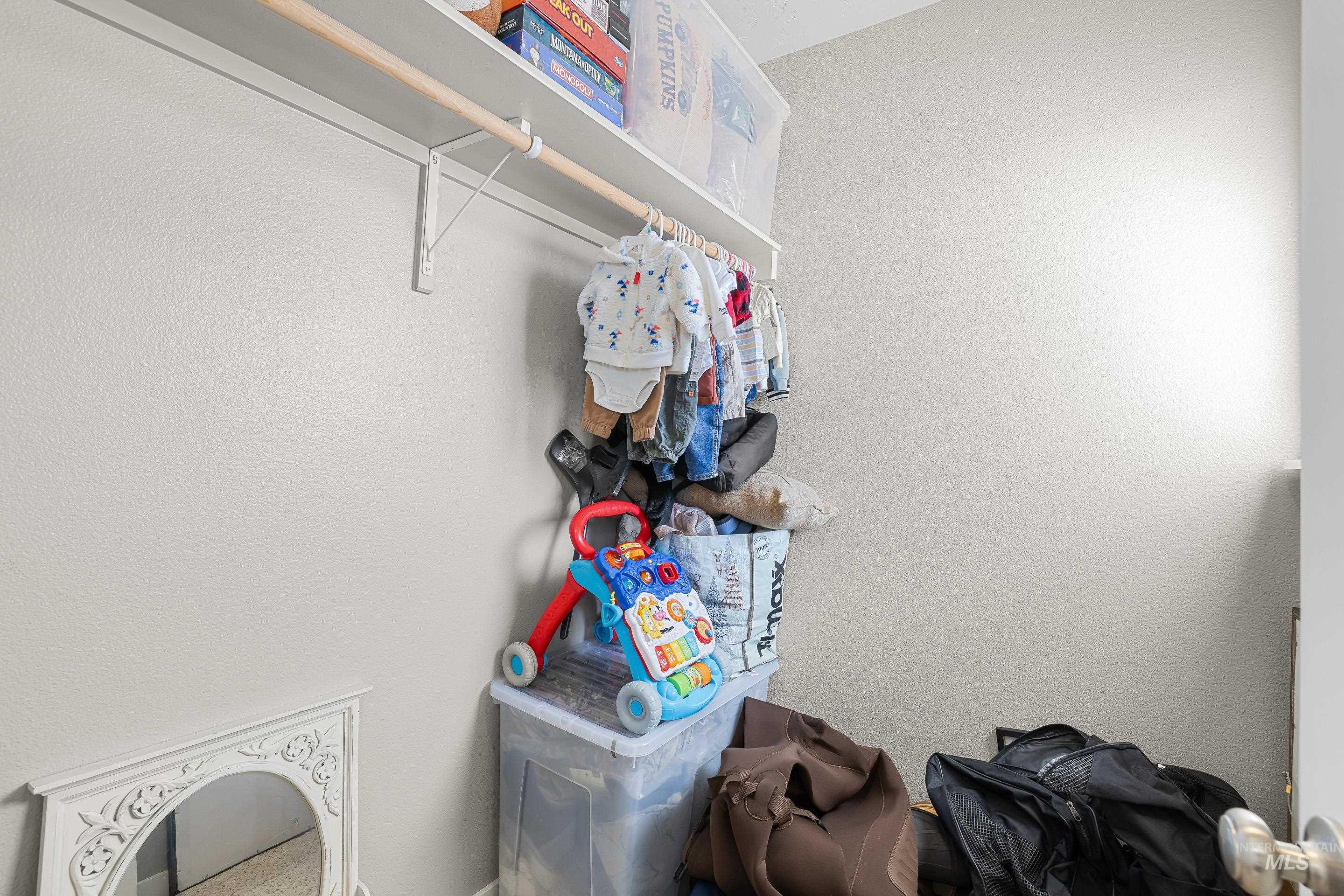 700 SW Panner St, Mountain Home, Idaho 83647-6463, 4 Bedrooms, 2.5 Bathrooms, Residential For Sale, Price $435,000, 98982300