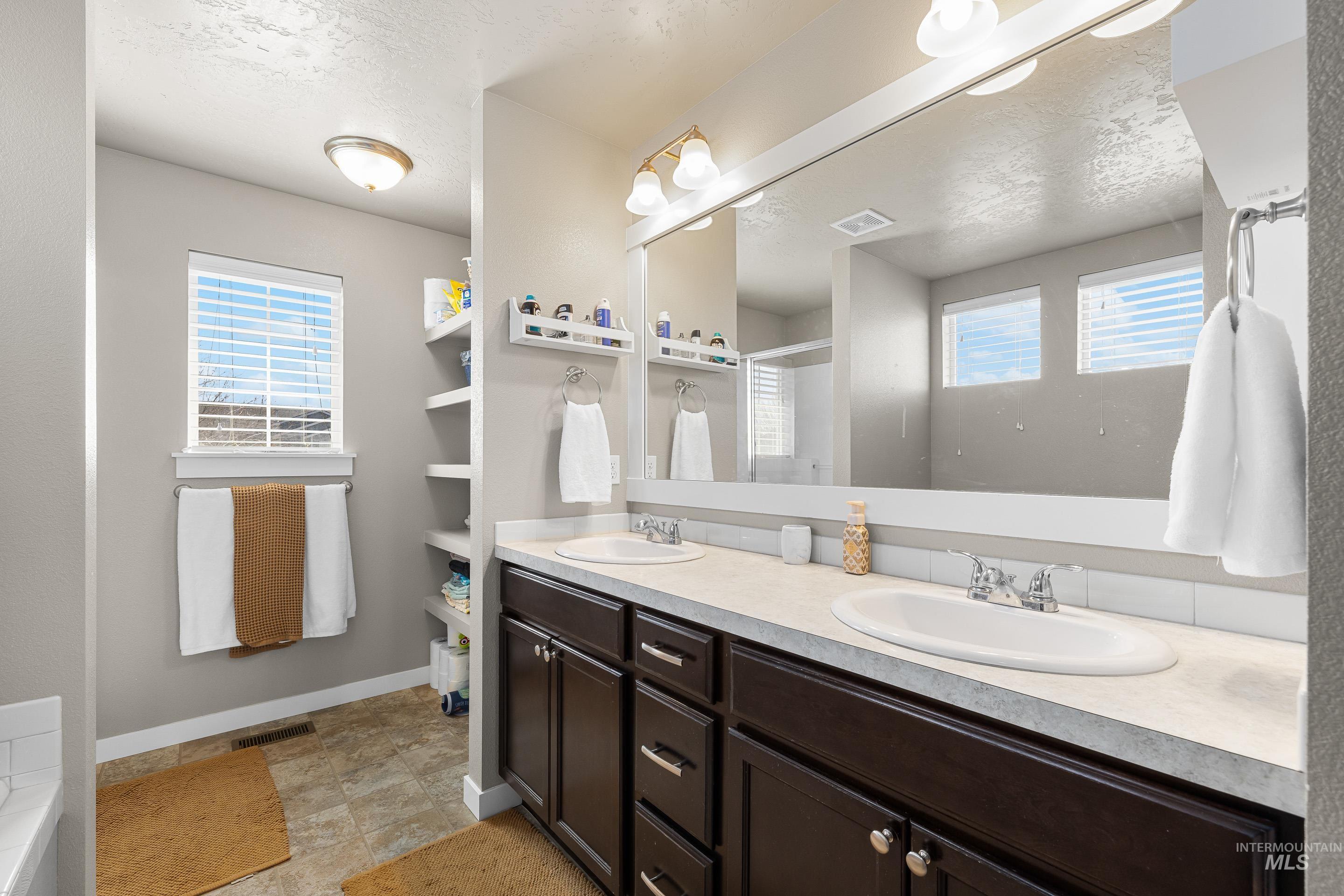 700 SW Panner St, Mountain Home, Idaho 83647-6463, 4 Bedrooms, 2.5 Bathrooms, Residential For Sale, Price $435,000, 98982300