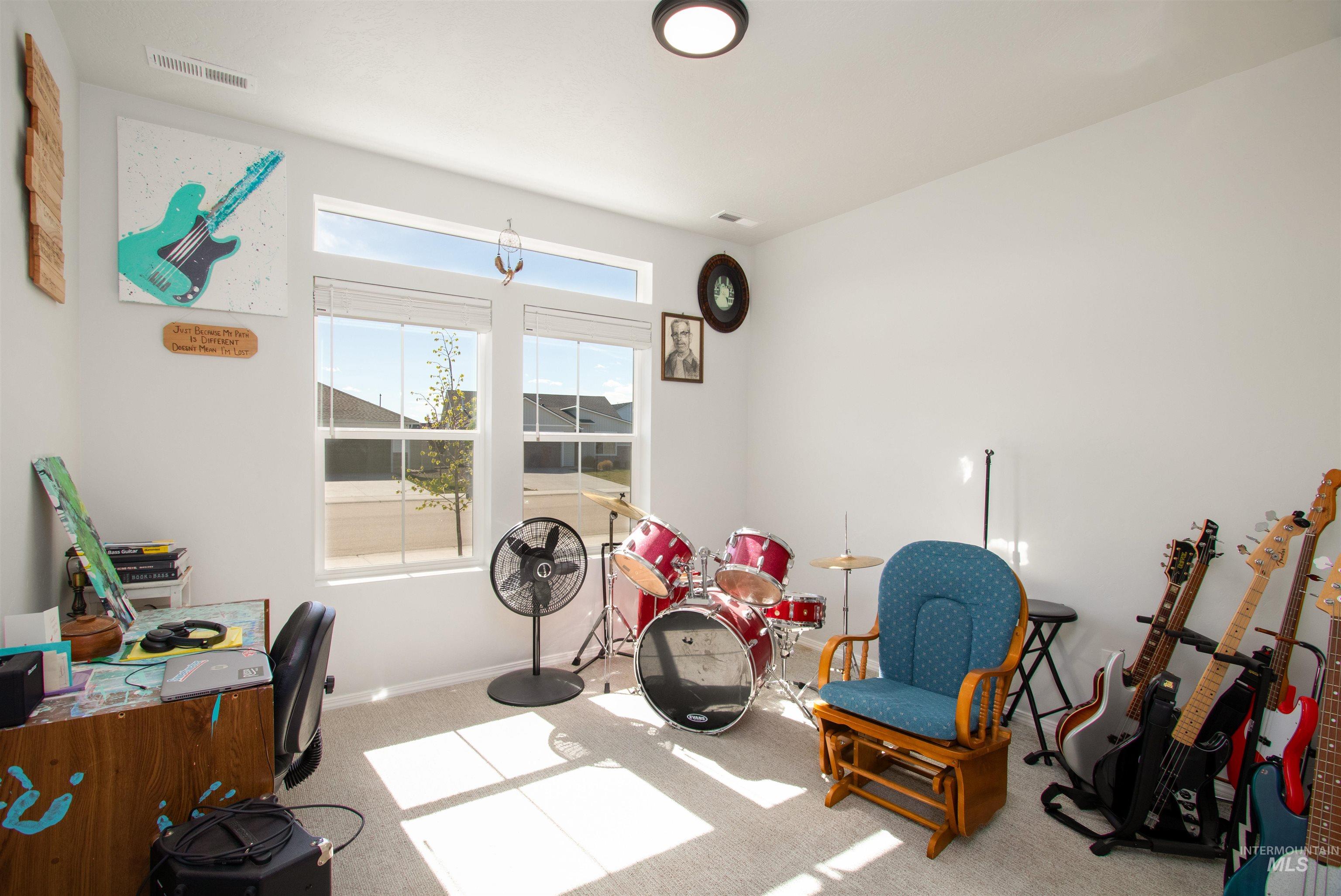 406 Hildago Way, Caldwell, Idaho 83605, 4 Bedrooms, 2 Bathrooms, Residential For Sale, Price $429,000, 98982301