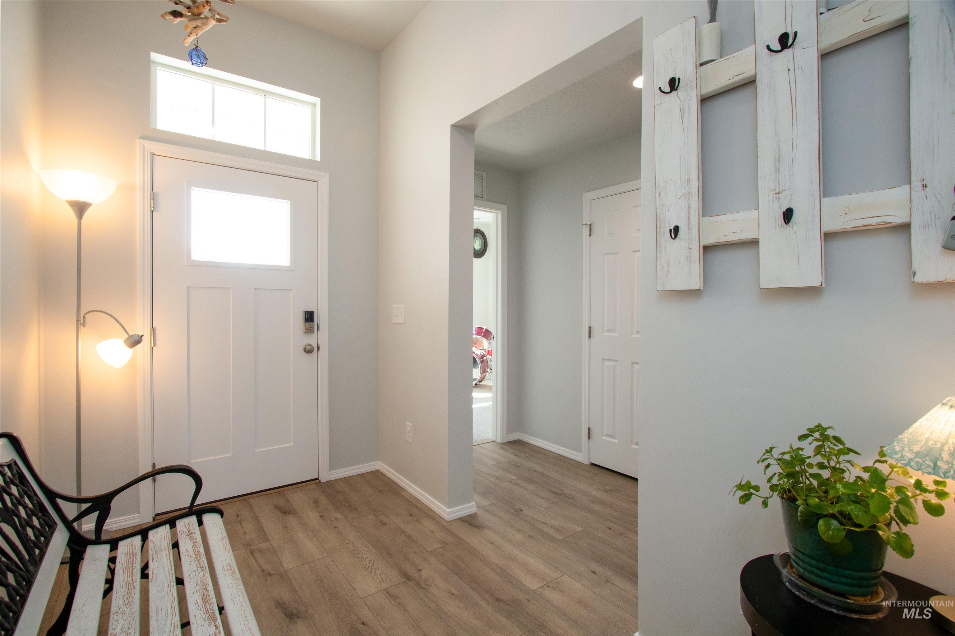 406 Hildago Way, Caldwell, Idaho 83605, 4 Bedrooms, 2 Bathrooms, Residential For Sale, Price $429,000, 98982301