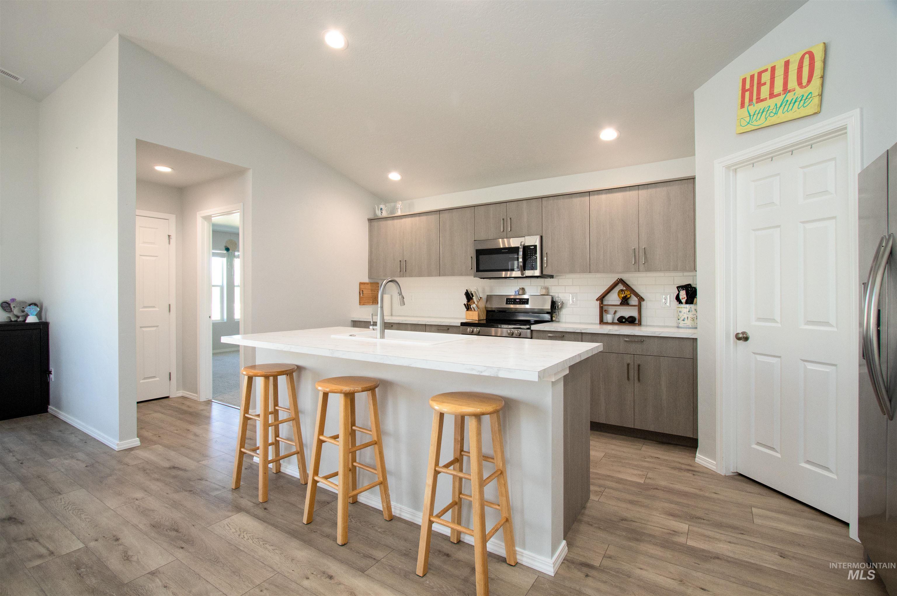 406 Hildago Way, Caldwell, Idaho 83605, 4 Bedrooms, 2 Bathrooms, Residential For Sale, Price $429,000, 98982301