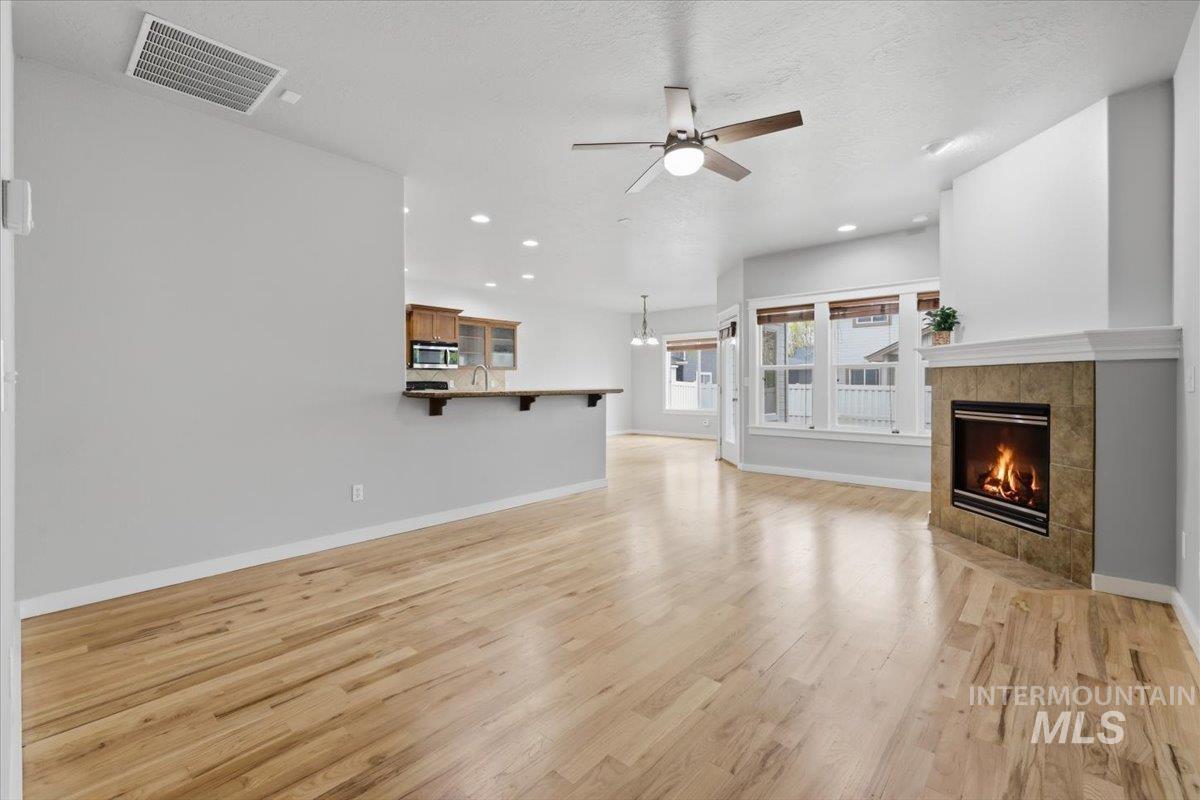 3024 N Christian Way, Meridian, Idaho 83646, 4 Bedrooms, 2 Bathrooms, Residential For Sale, Price $459,900, 98982302