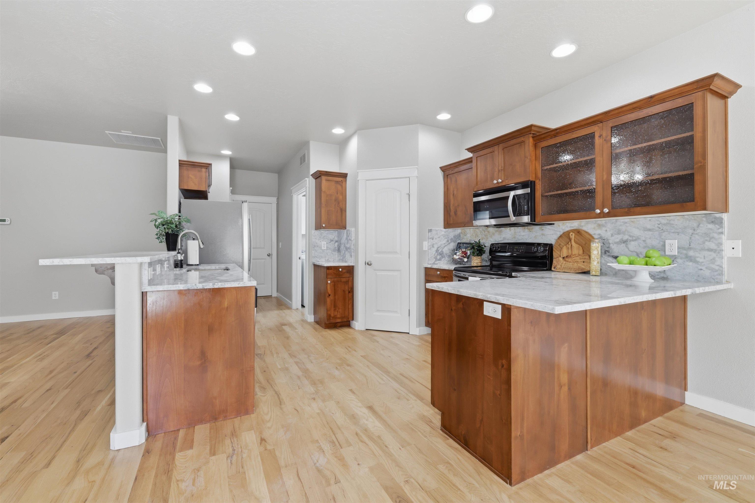 3024 N Christian Way, Meridian, Idaho 83646, 4 Bedrooms, 2 Bathrooms, Residential For Sale, Price $459,900, 98982302