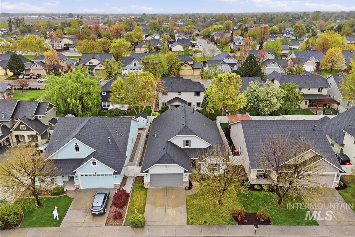 3024 N Christian Way, Meridian, Idaho 83646, 4 Bedrooms, 2 Bathrooms, Residential For Sale, Price $459,900, 98982302