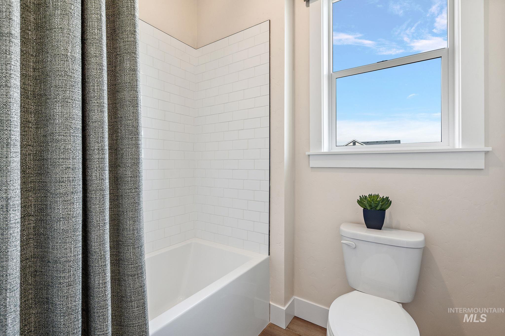 2374 N Mountain Vista Ave, Star, Idaho 83669, 3 Bedrooms, 2.5 Bathrooms, Residential For Sale, Price $765,990,MLS 98982303