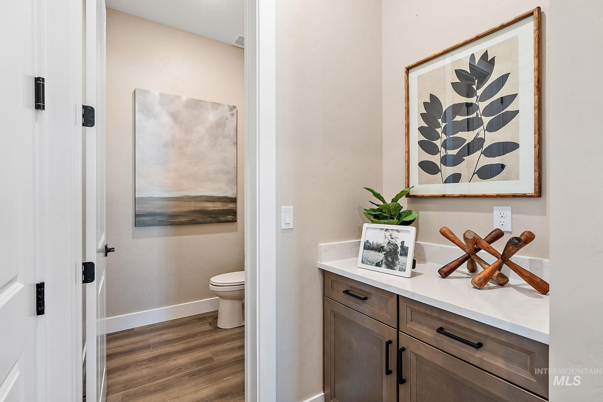 2374 N Mountain Vista Ave, Star, Idaho 83669, 3 Bedrooms, 2.5 Bathrooms, Residential For Sale, Price $765,990,MLS 98982303