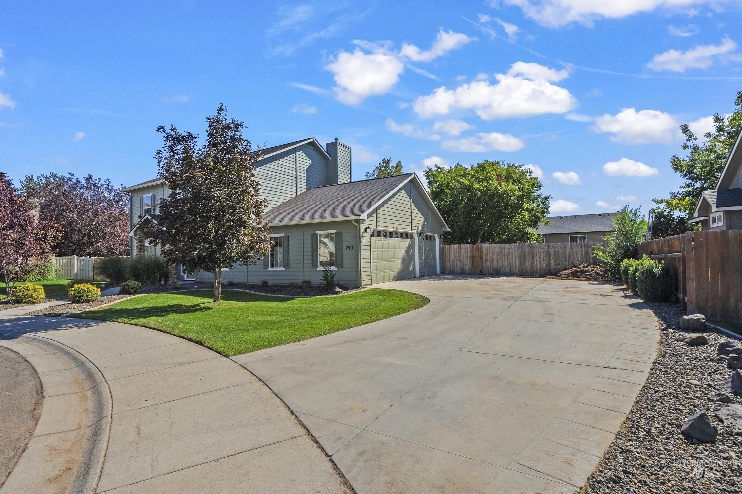 743 E Wild Lilac Ct, Kuna, Idaho 83634, 4 Bedrooms, 2.5 Bathrooms, Residential For Sale, Price $525,000, 98982311