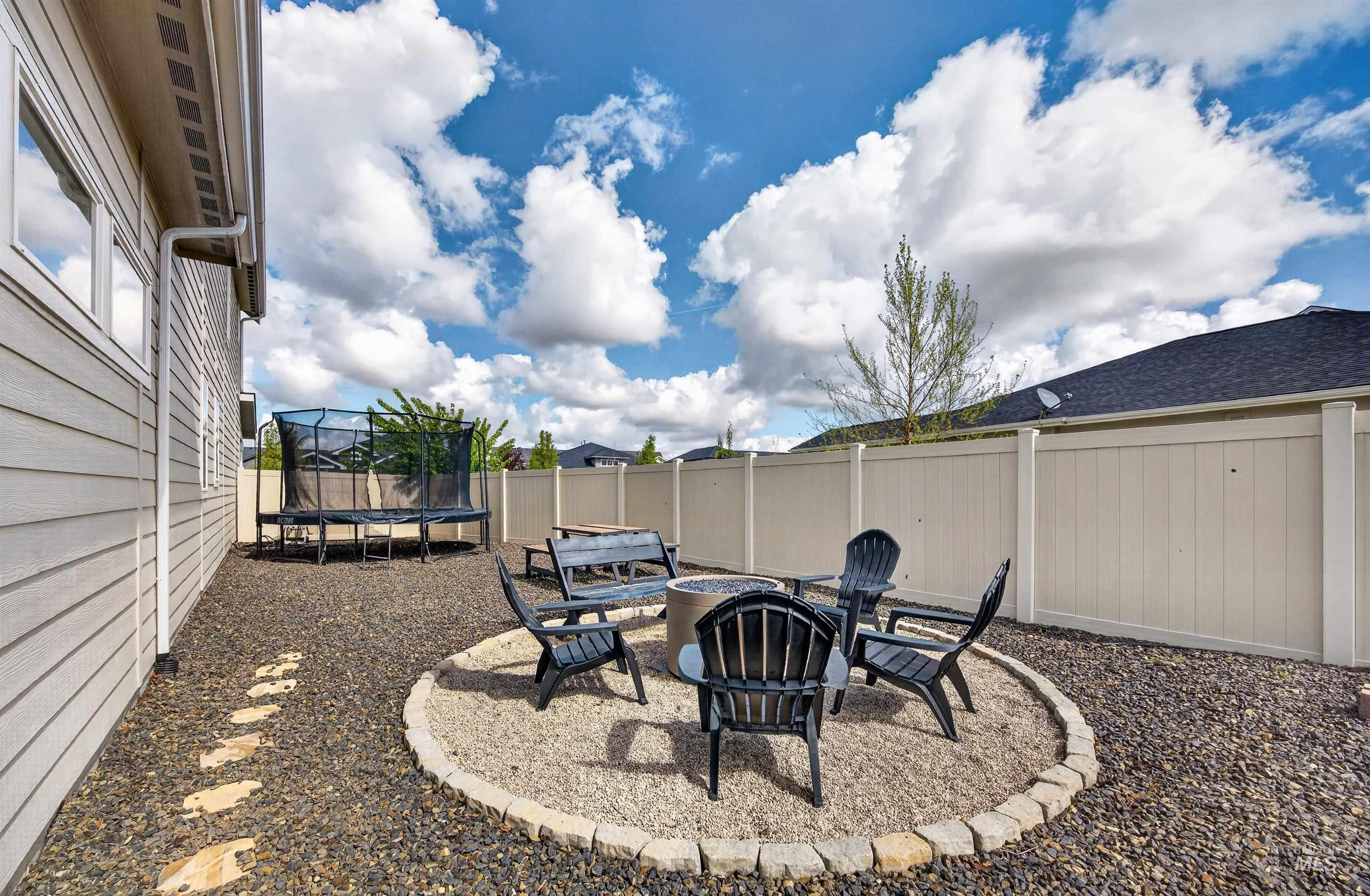 11349 W Helenium Dr, Star, Idaho 83669, 5 Bedrooms, 3.5 Bathrooms, Residential For Sale, Price $714,900, 98982312