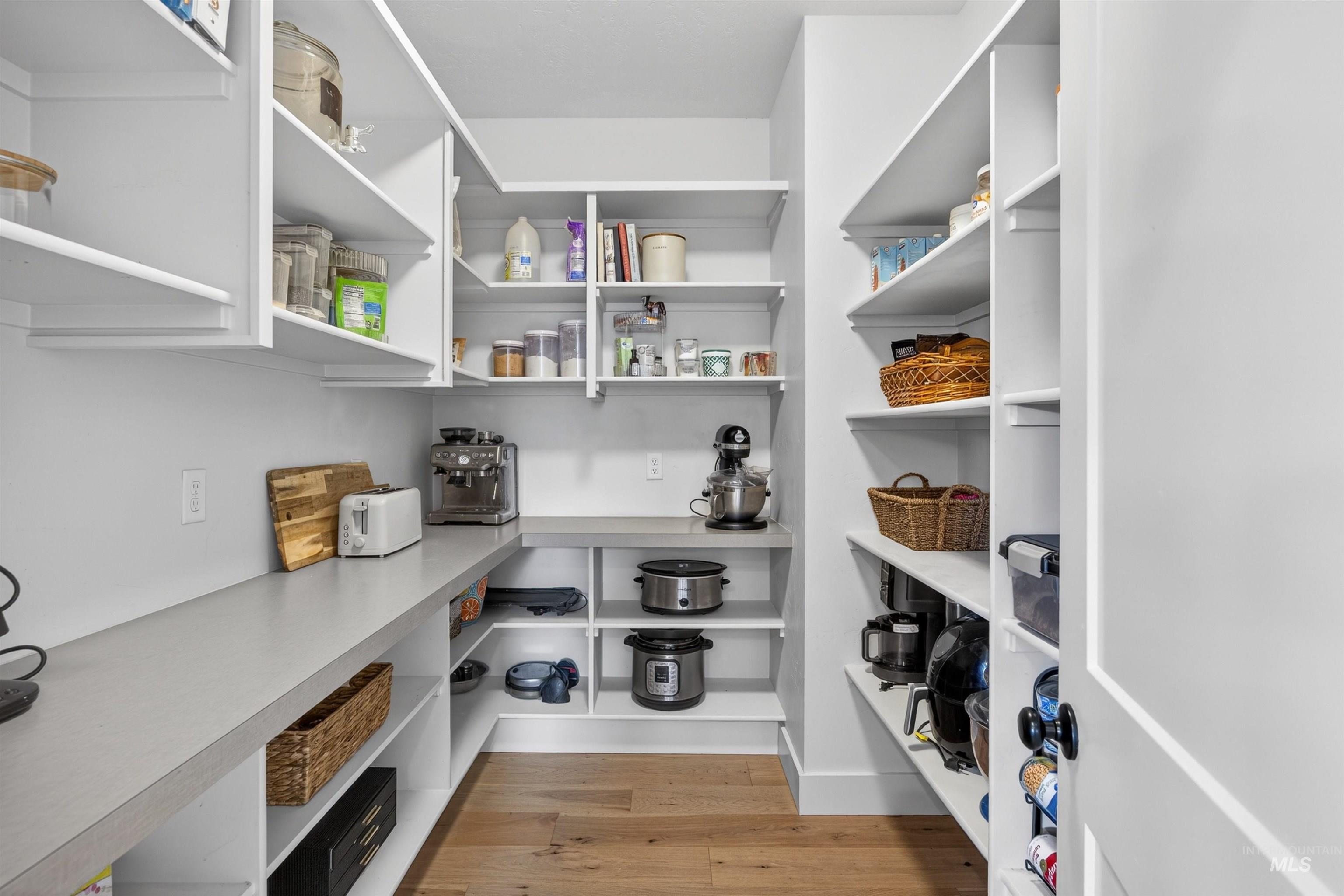 11349 W Helenium Dr, Star, Idaho 83669, 5 Bedrooms, 3.5 Bathrooms, Residential For Sale, Price $714,900, 98982312