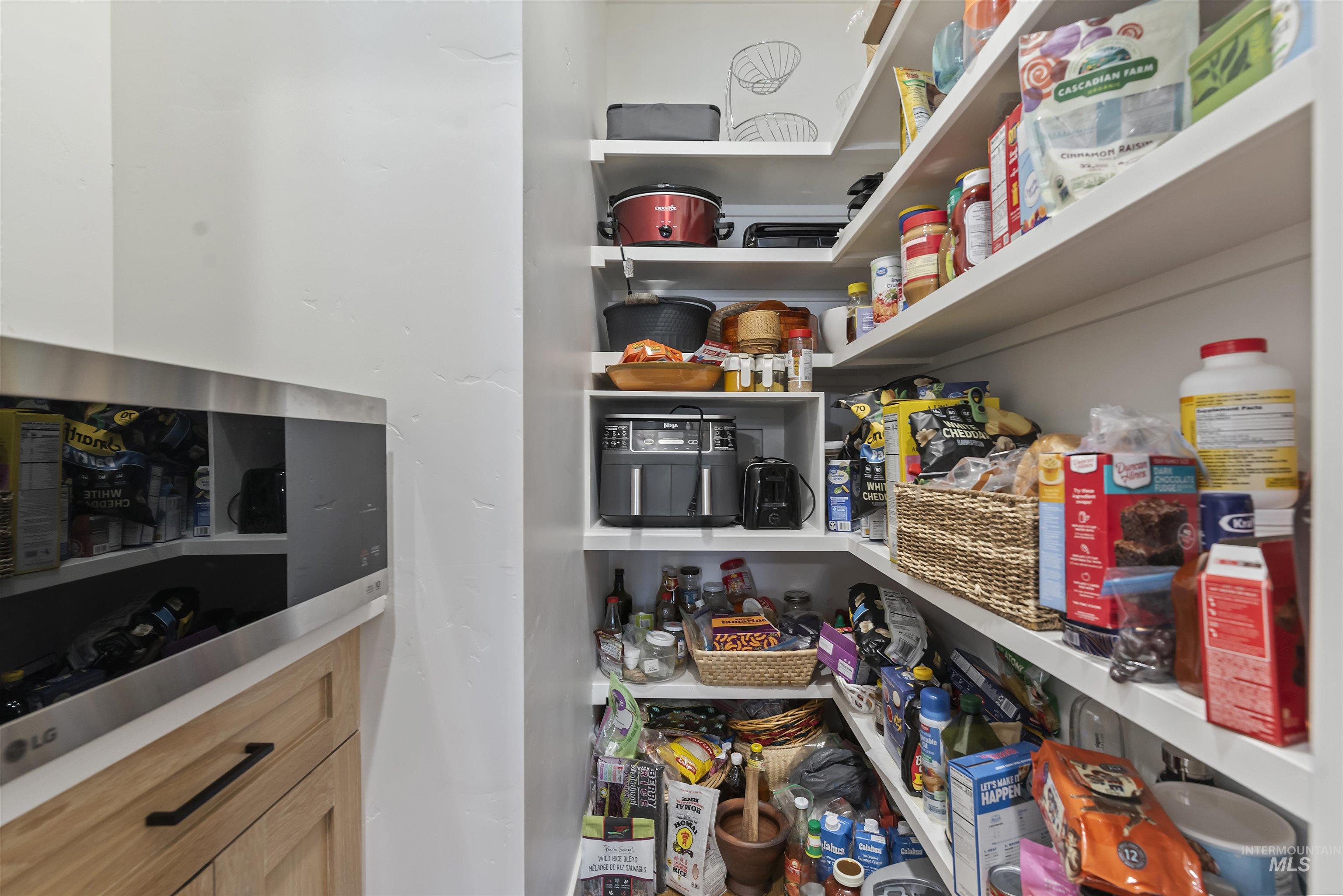 4163 E Fratello St, Meridian, Idaho 83642, 3 Bedrooms, 2 Bathrooms, Residential For Sale, Price $649,000, 98982313