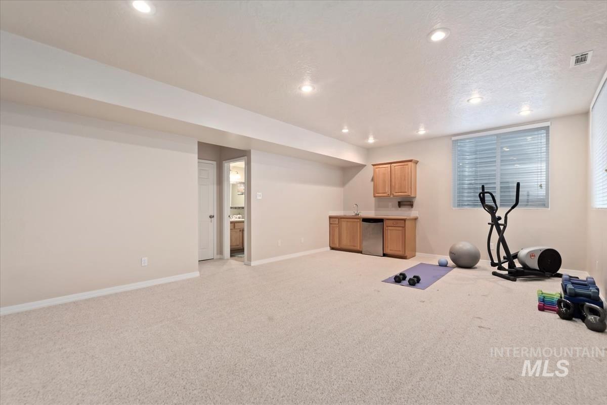 2616 E Salisbury Ct, Eagle, Idaho 83616, 6 Bedrooms, 3.5 Bathrooms, Residential For Sale, Price $849,000,MLS 98982315