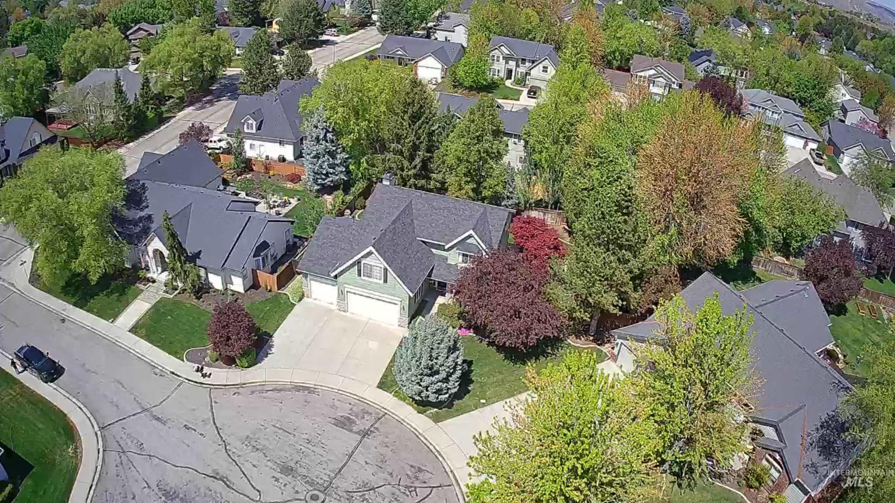 2616 E Salisbury Ct, Eagle, Idaho 83616, 6 Bedrooms, 3.5 Bathrooms, Residential For Sale, Price $849,000,MLS 98982315