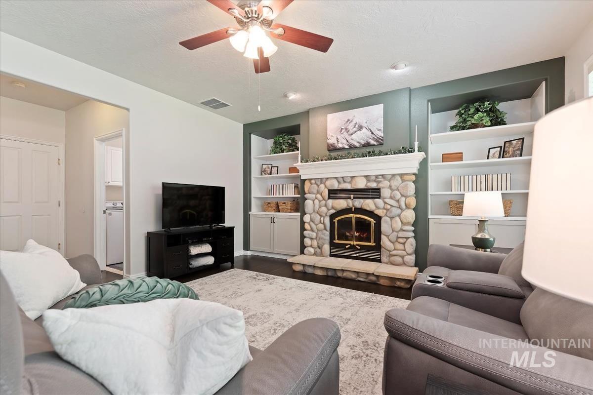 2616 E Salisbury Ct, Eagle, Idaho 83616, 6 Bedrooms, 3.5 Bathrooms, Residential For Sale, Price $849,000,MLS 98982315