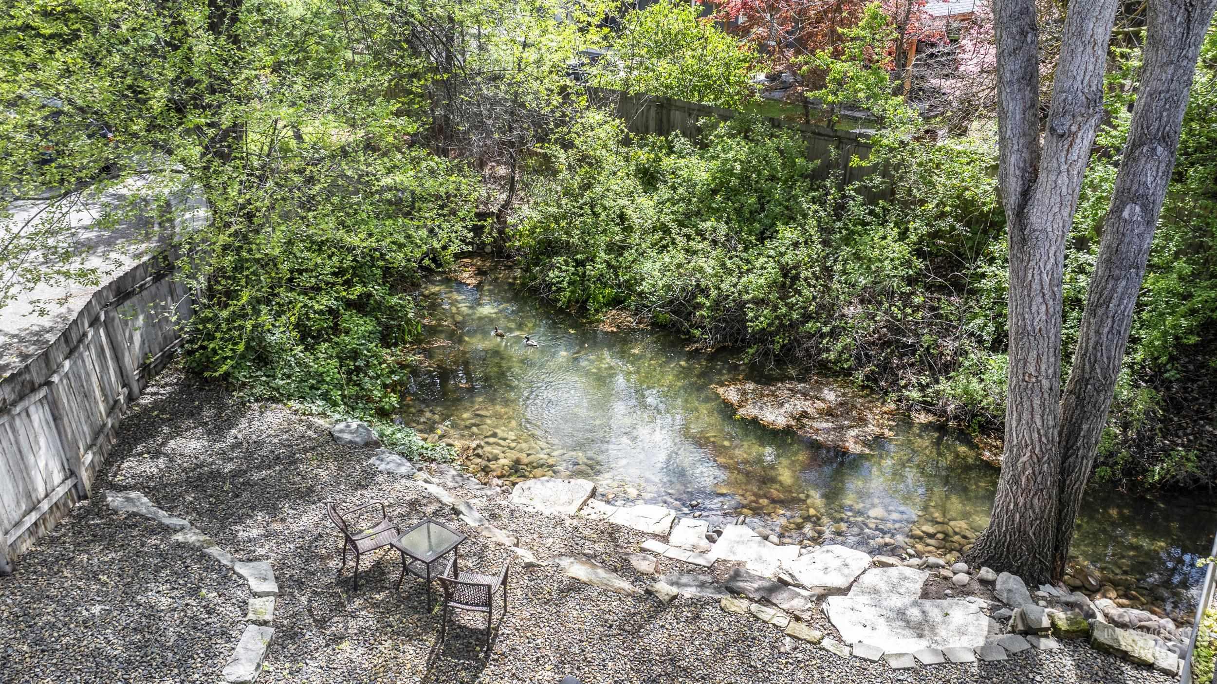 665 E Parkway Court, Boise, Idaho 83706, 3 Bedrooms, 2 Bathrooms, Residential For Sale, Price $875,000,MLS 98982316