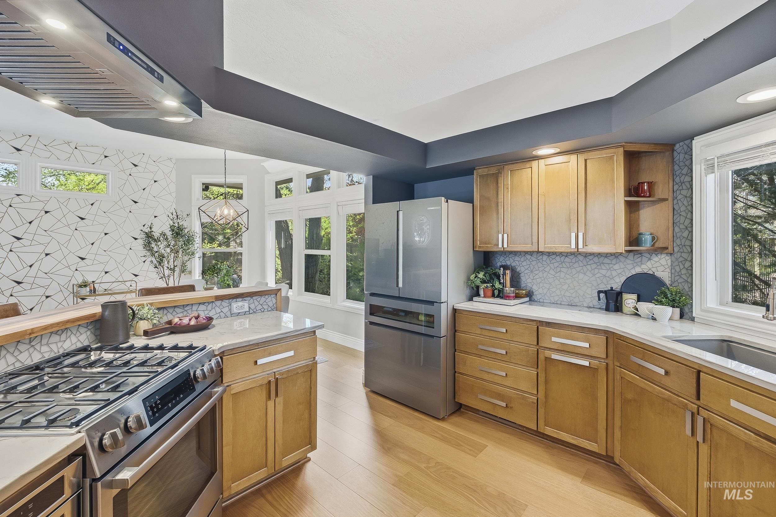 665 E Parkway Court, Boise, Idaho 83706, 3 Bedrooms, 2 Bathrooms, Residential For Sale, Price $875,000,MLS 98982316