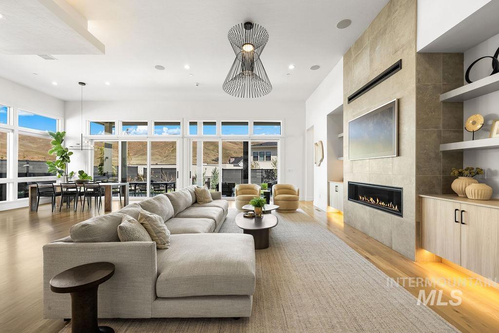 2548 S Linnet Place, Boise, Idaho 83716, 4 Bedrooms, 3.5 Bathrooms, Residential For Sale, Price $1,725,000,MLS 98982317