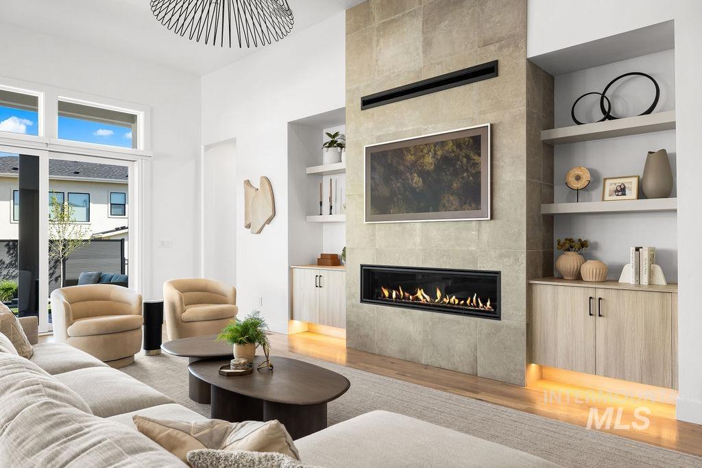 2548 S Linnet Place, Boise, Idaho 83716, 4 Bedrooms, 3.5 Bathrooms, Residential For Sale, Price $1,725,000,MLS 98982317