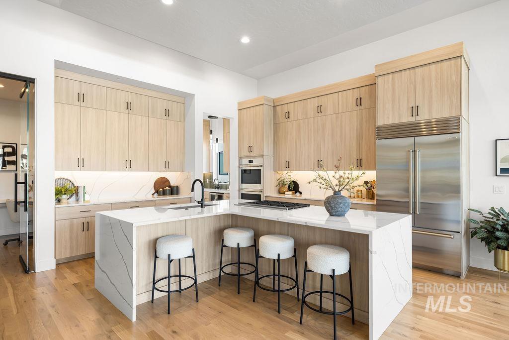 2548 S Linnet Place, Boise, Idaho 83716, 4 Bedrooms, 3.5 Bathrooms, Residential For Sale, Price $1,725,000,MLS 98982317