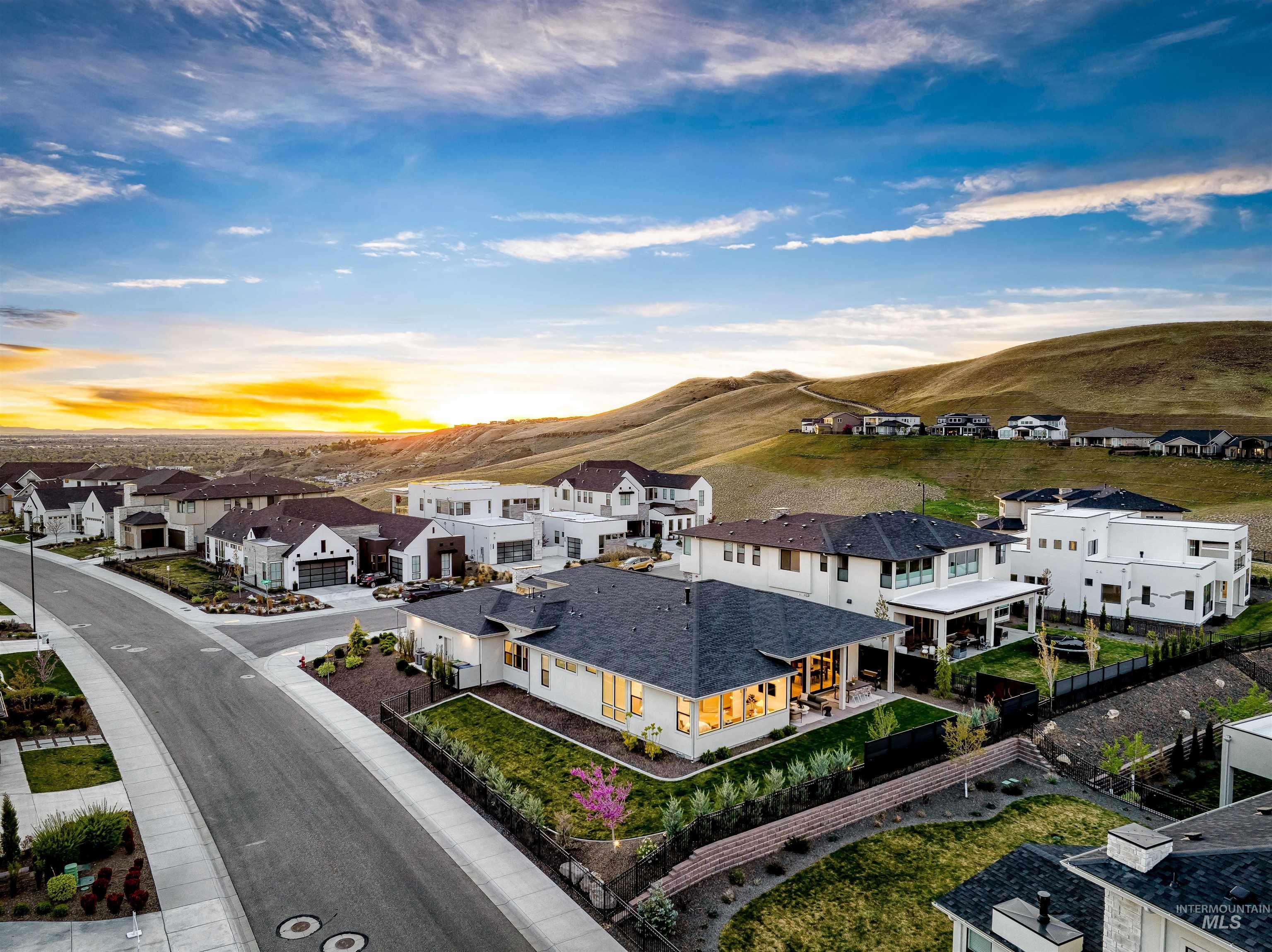 2548 S Linnet Place, Boise, Idaho 83716, 4 Bedrooms, 3.5 Bathrooms, Residential For Sale, Price $1,725,000,MLS 98982317