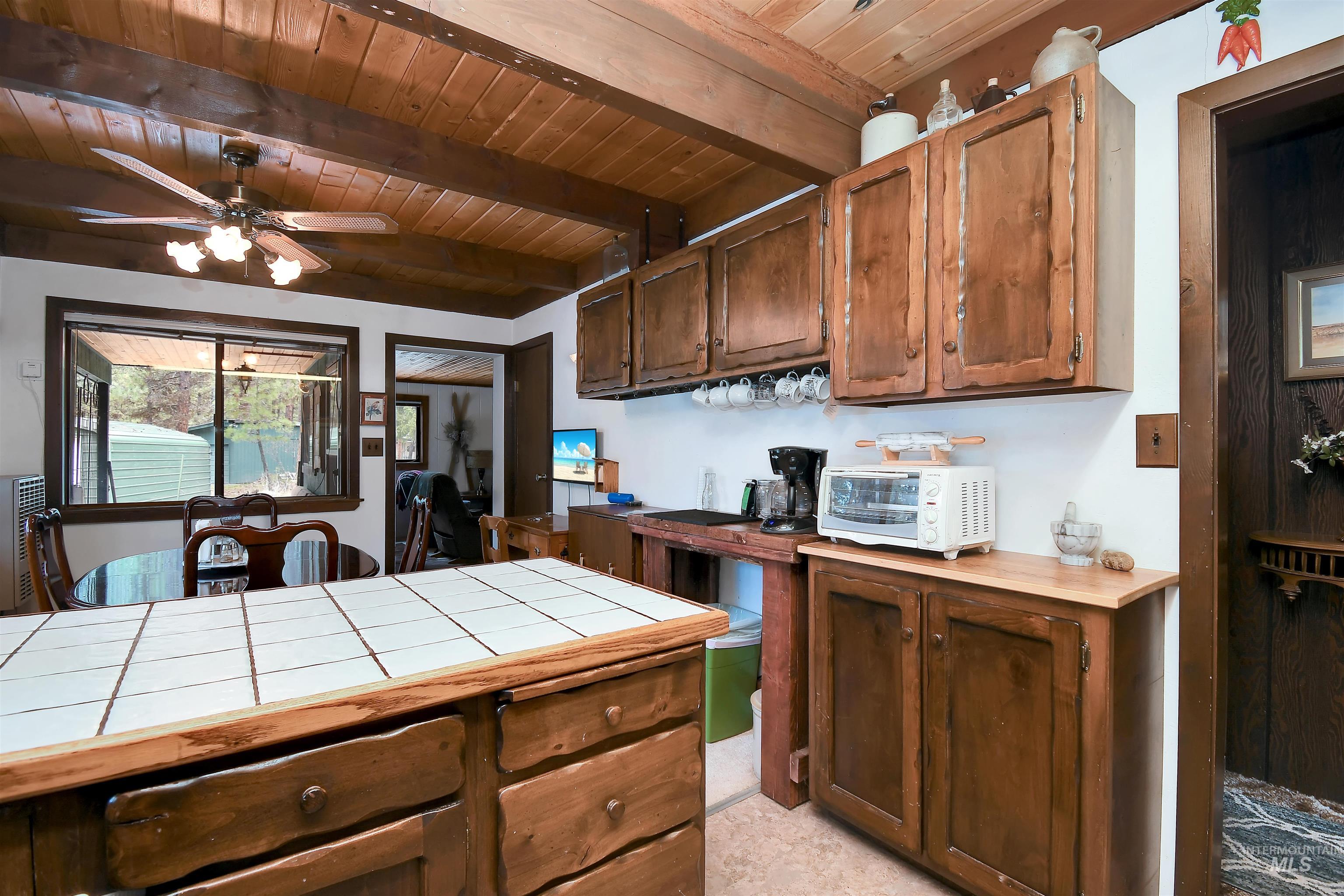 10 Bransons Dr, Lowman, Idaho 83637, 3 Bedrooms, 2 Bathrooms, Residential For Sale, Price $445,000, 98982319