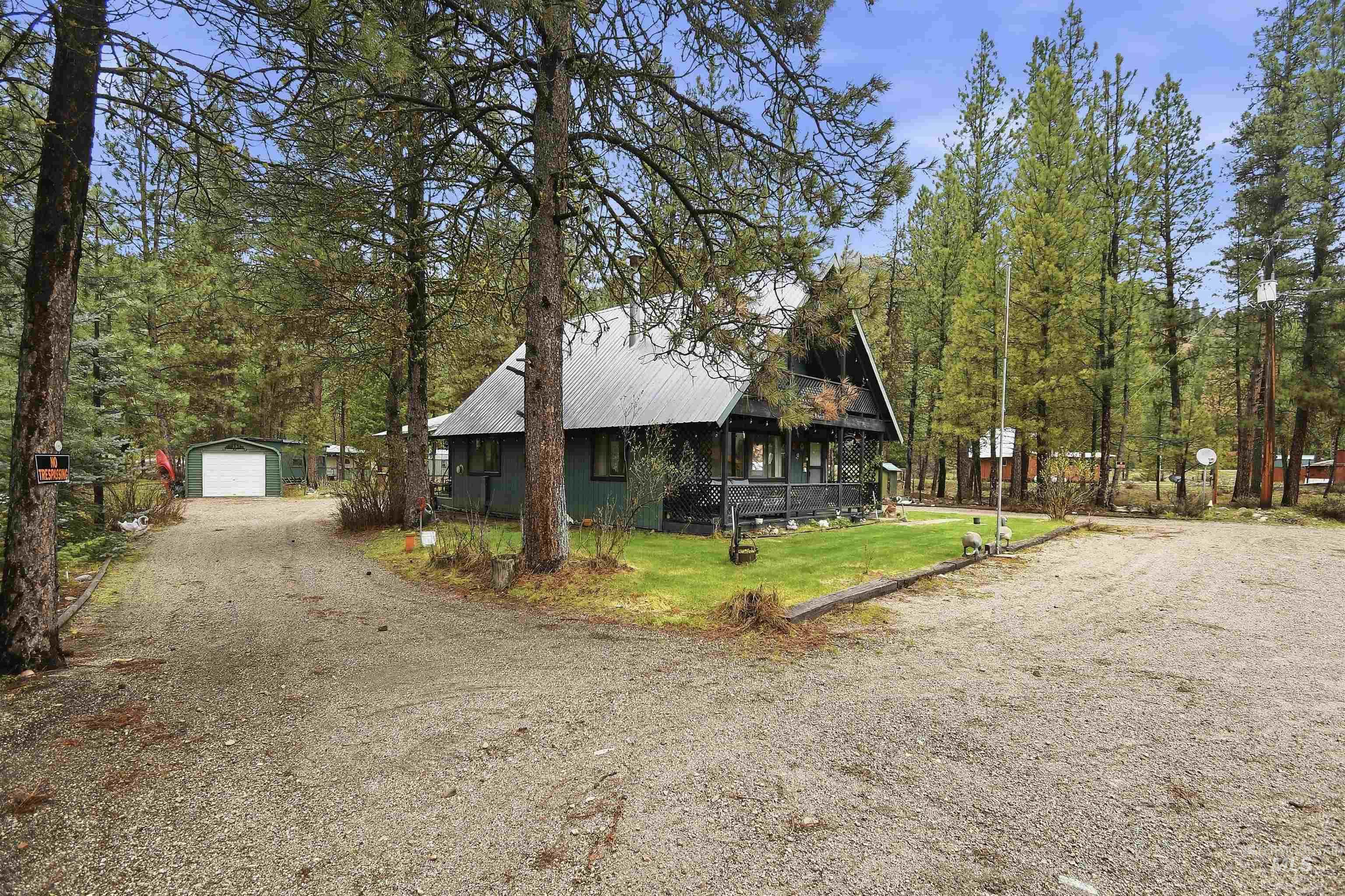 10 Bransons Dr, Lowman, Idaho 83637, 3 Bedrooms, 2 Bathrooms, Residential For Sale, Price $445,000, 98982319